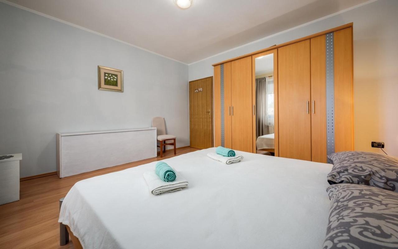 IVA house with apartment view 5