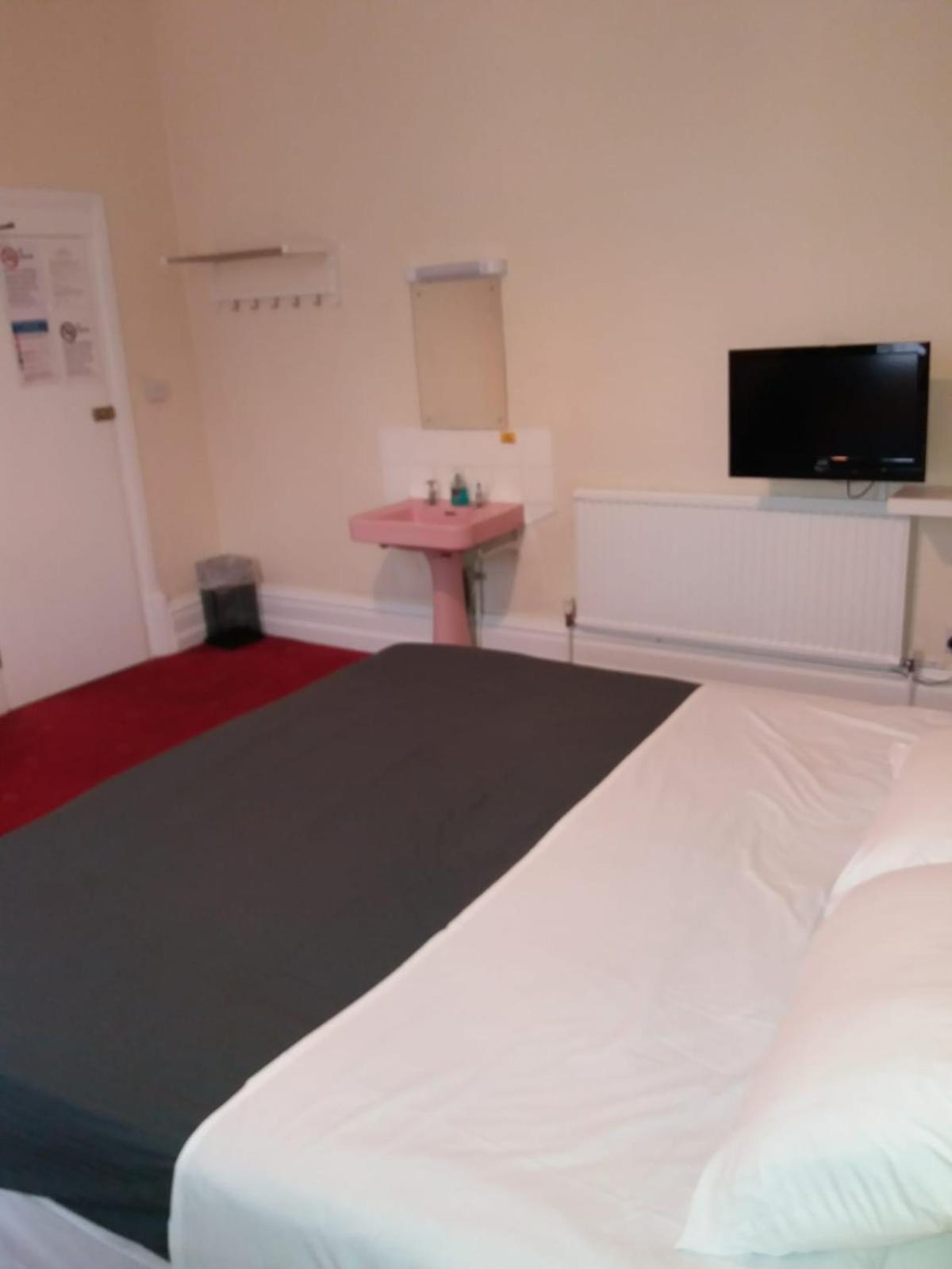Leicester Vacations - Grafton House - Property Image 20