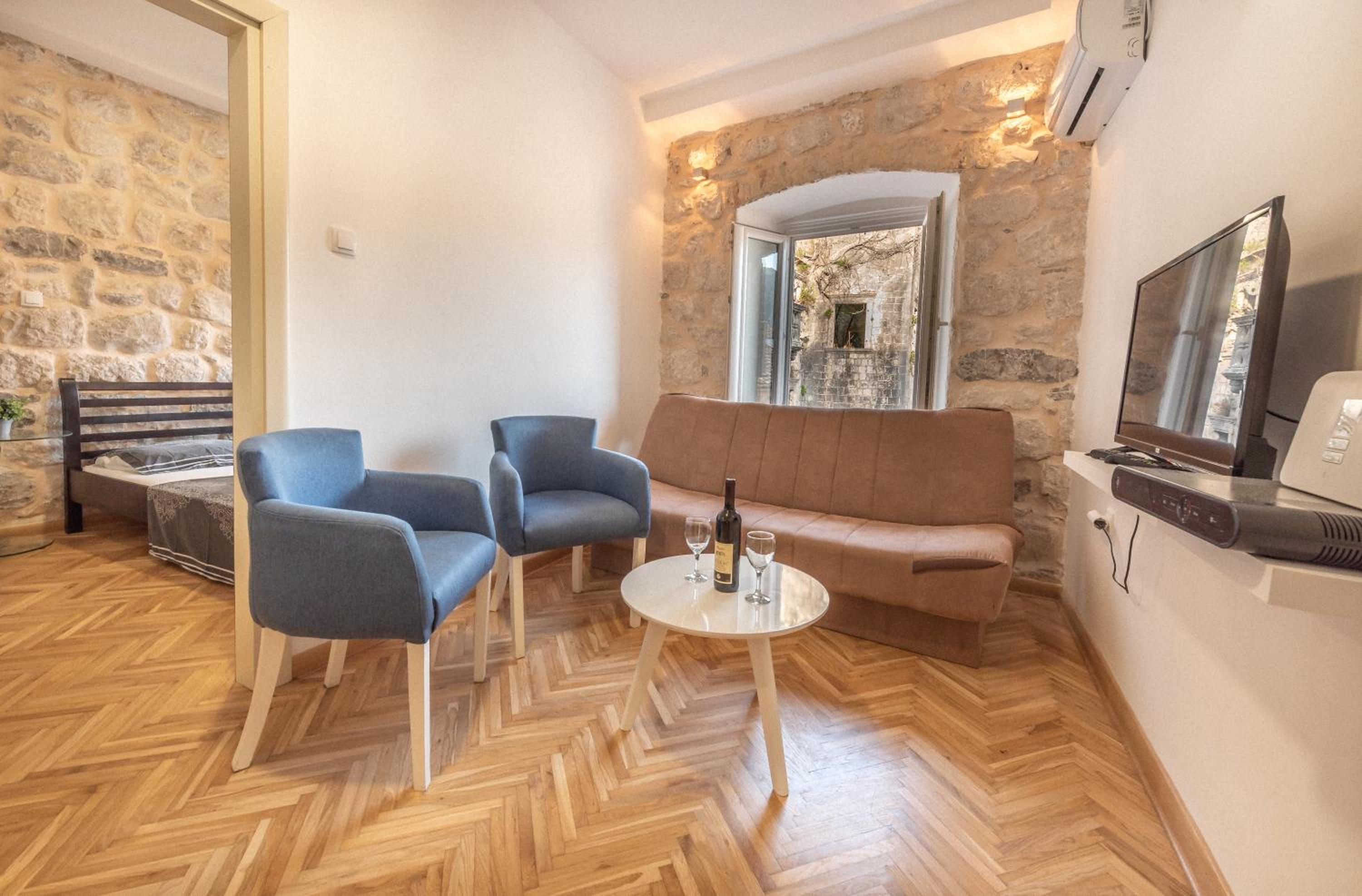 Hotel Apartment Forteca Lux - Image 1