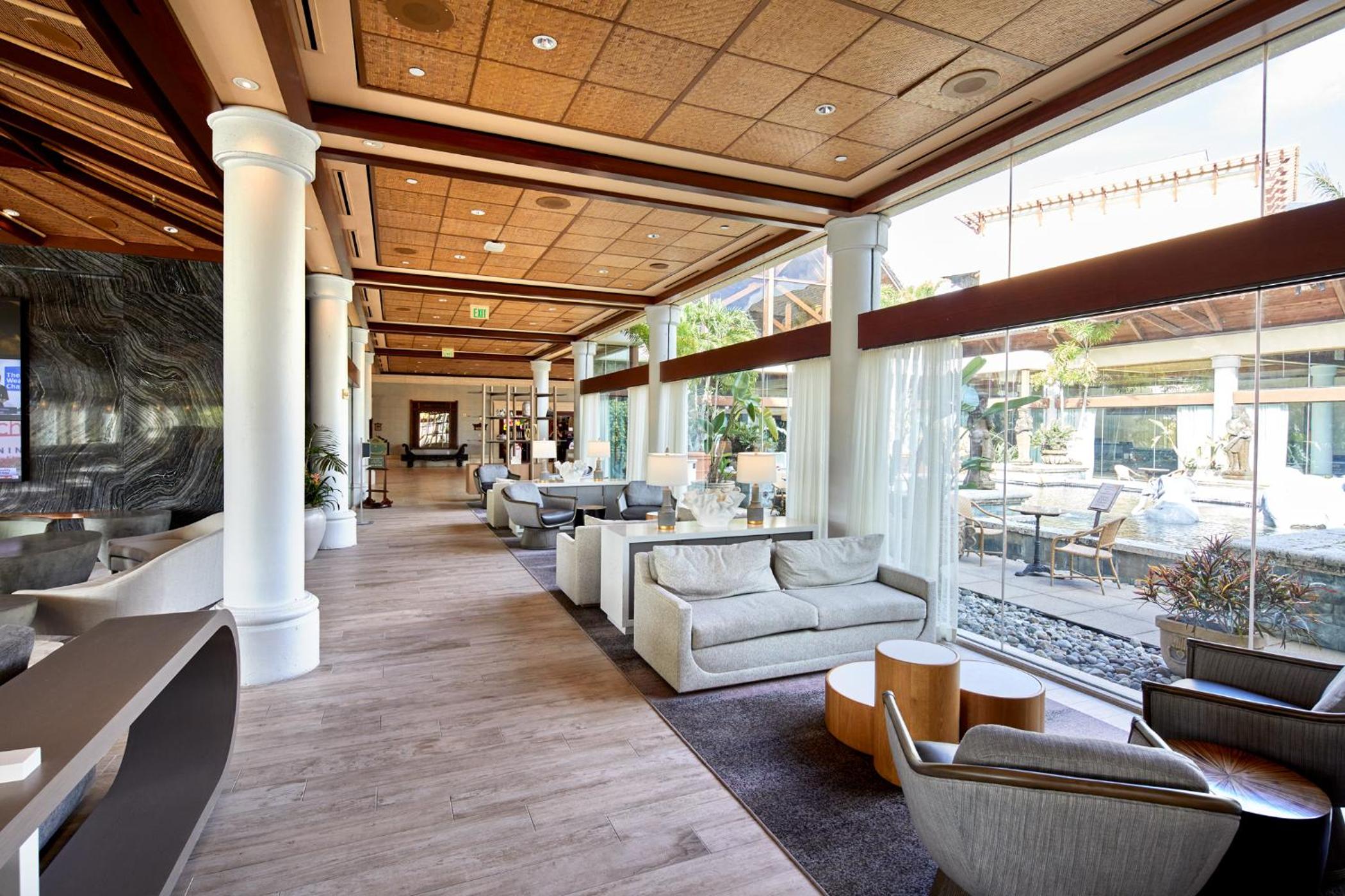 Universal's Loews Royal Pacific Resort