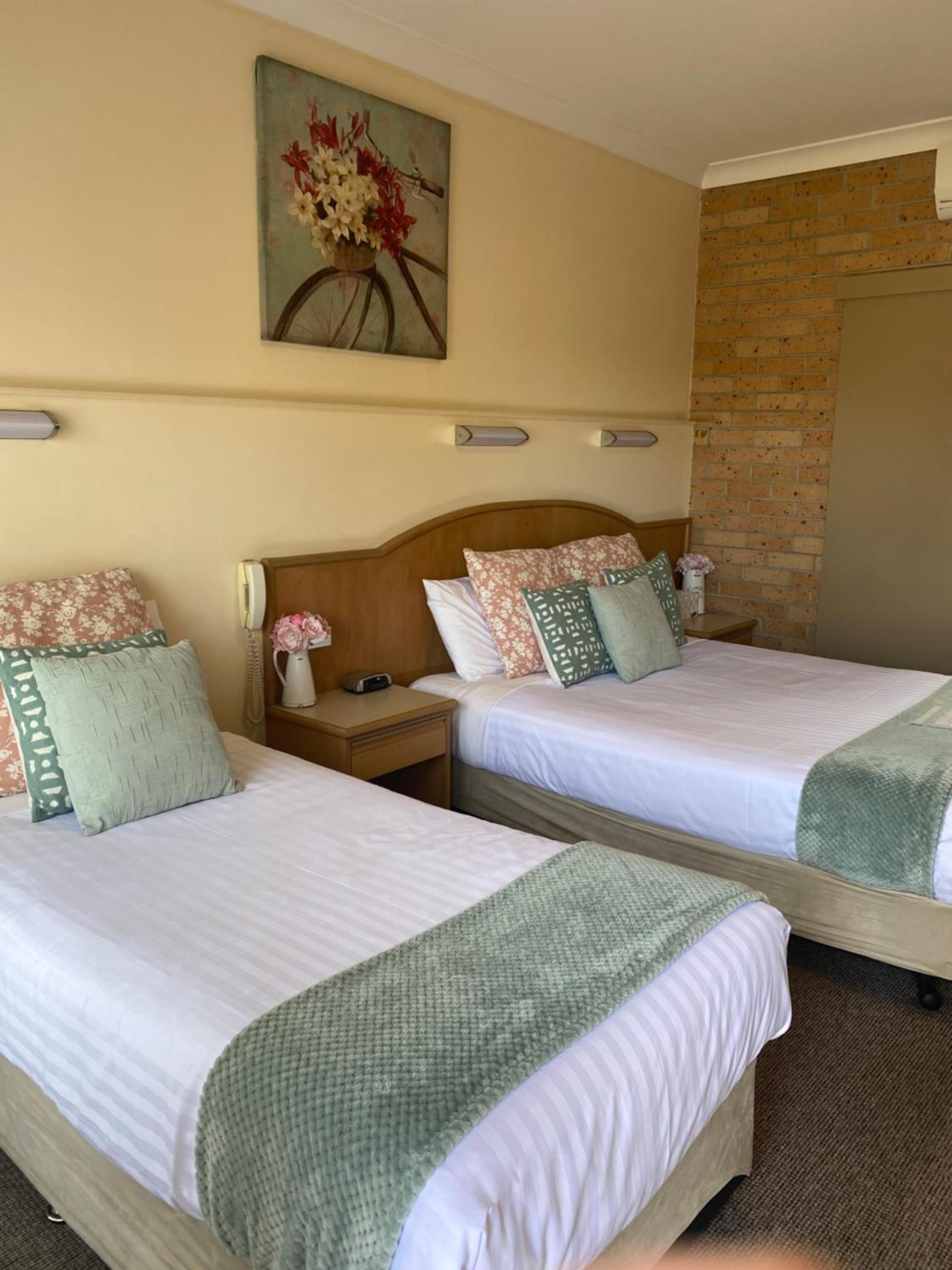 Marriott Park Motel