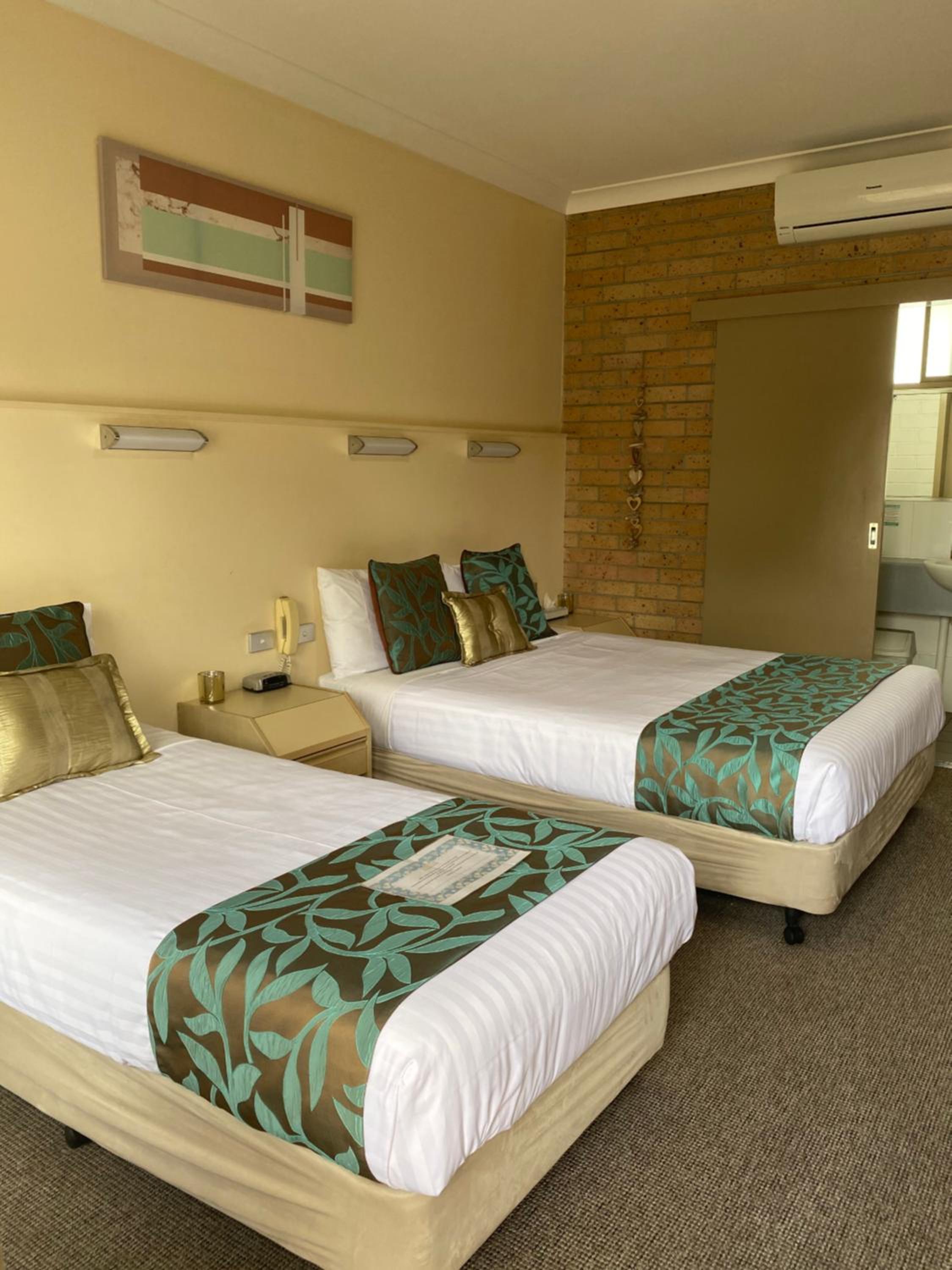 Marriott Park Motel