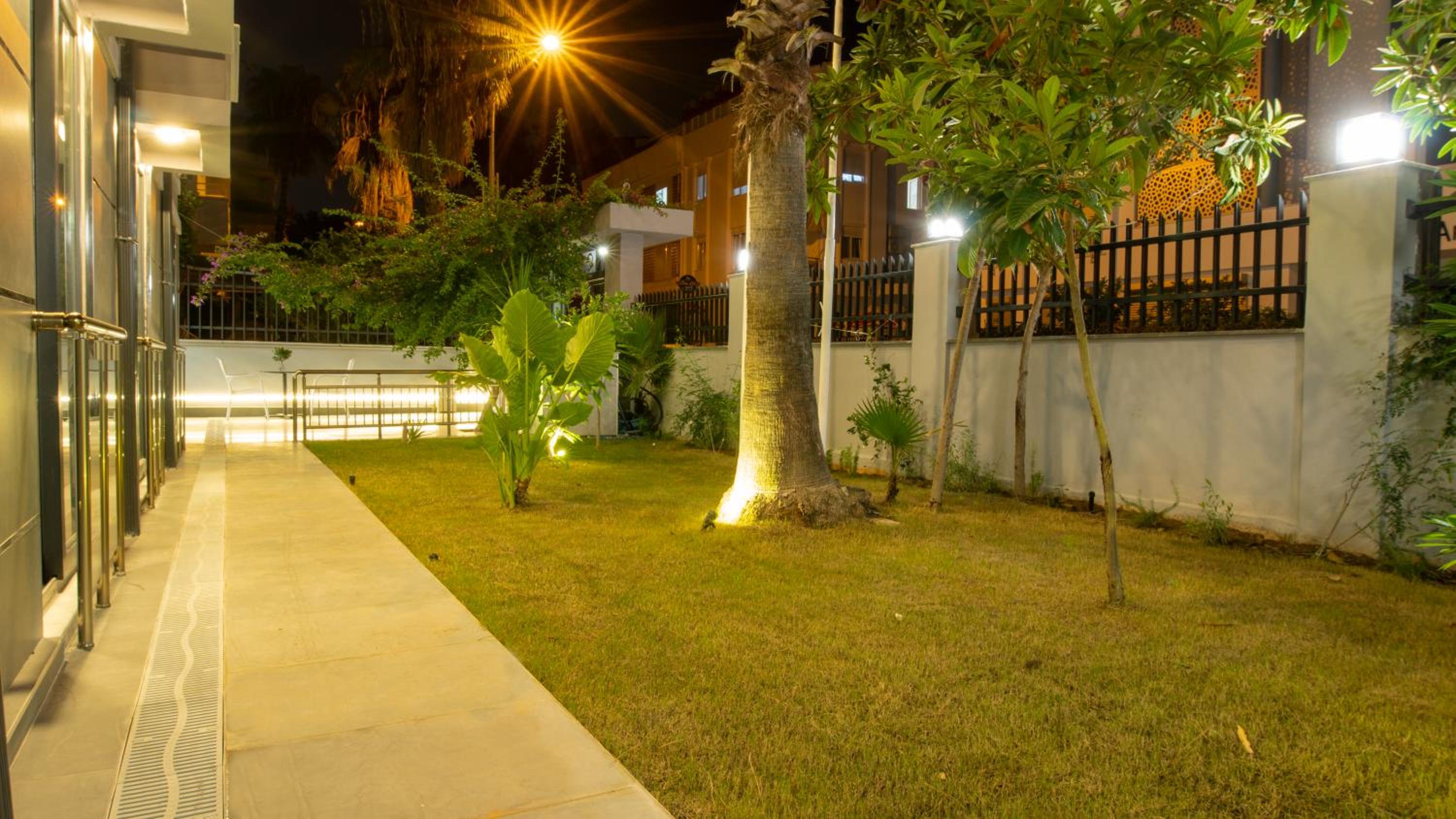 OPERA SUITES Apart Hotel - Image 6