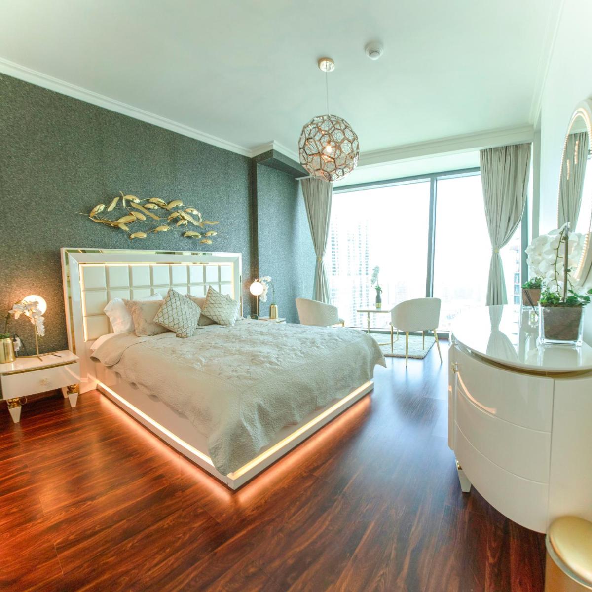 FIRST CLASS 3BR with full BURJ KHALIFA and FOUNTAIN VIEW