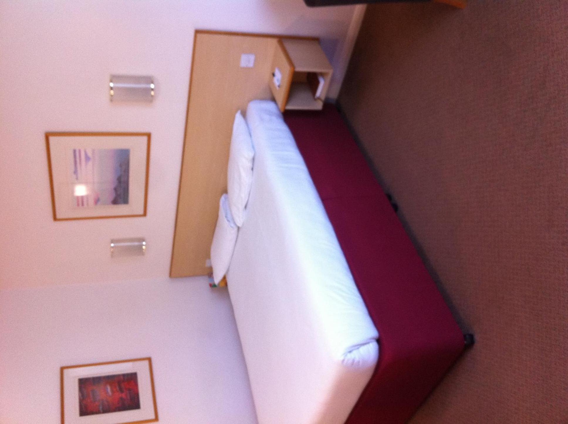 Warwick Vacations - Days Inn Hotel Warwick South - Southbound M40 - Property Image 3