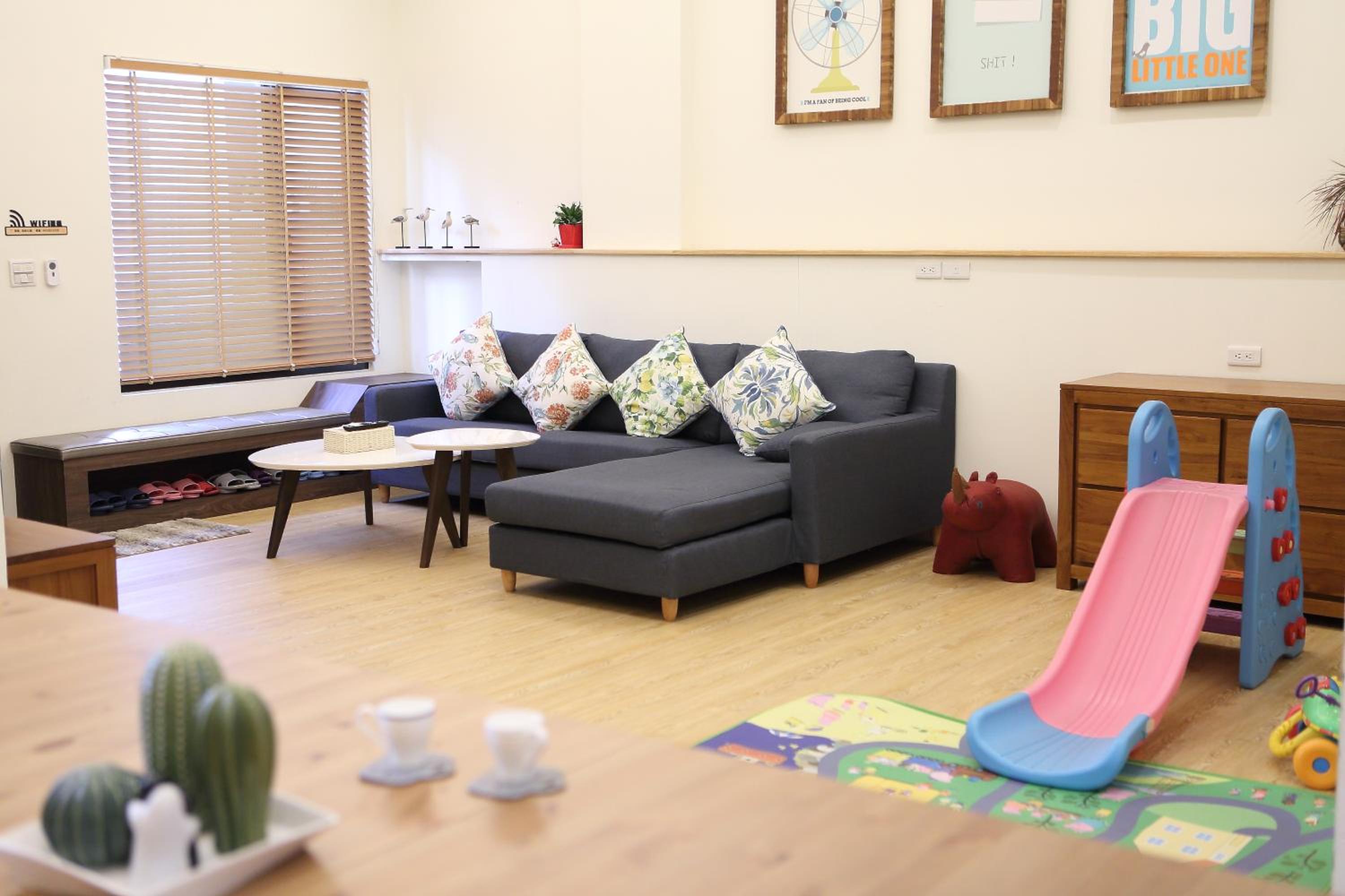 Photo 33