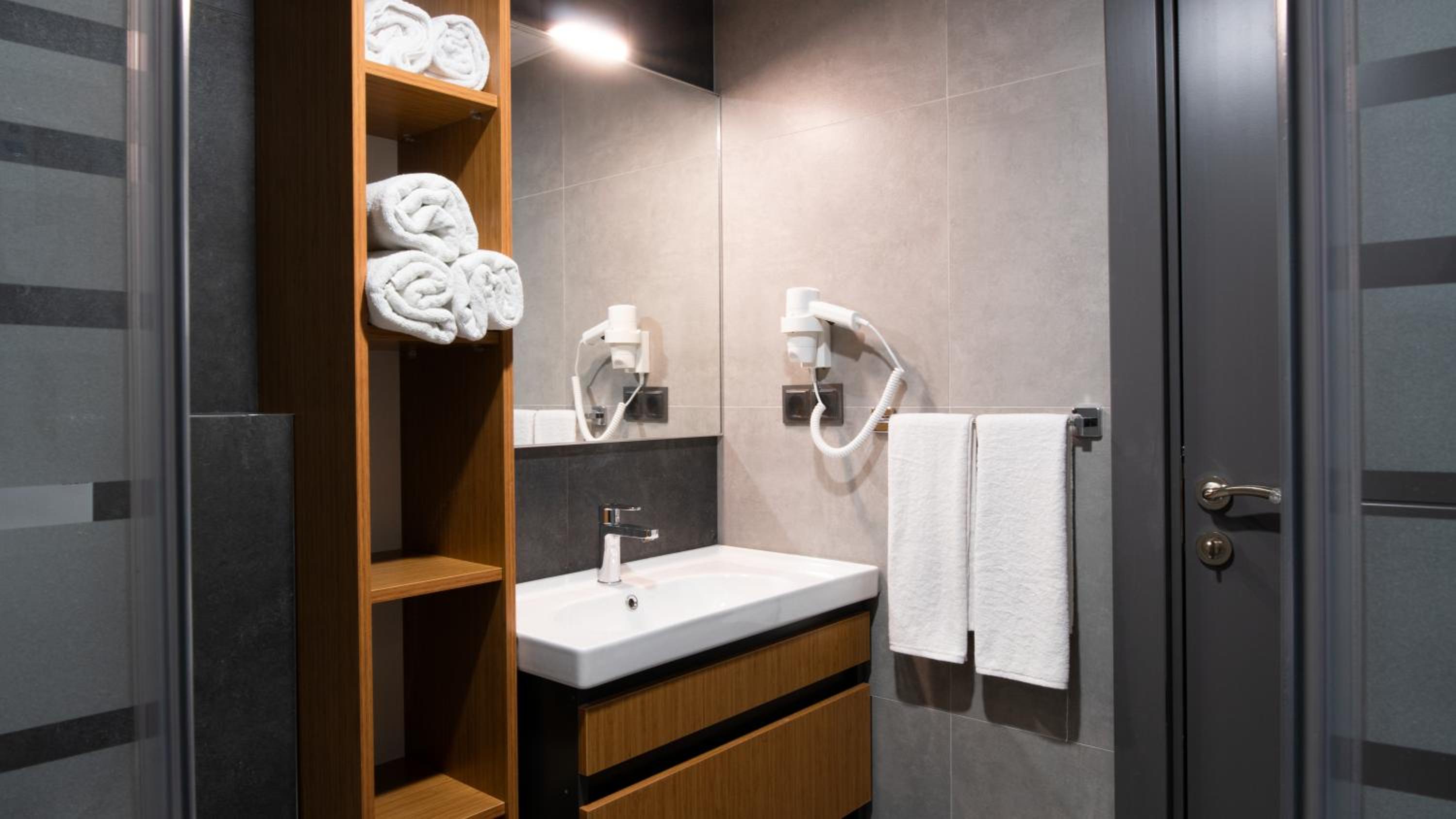 OPERA SUITES Apart Hotel - Image 47