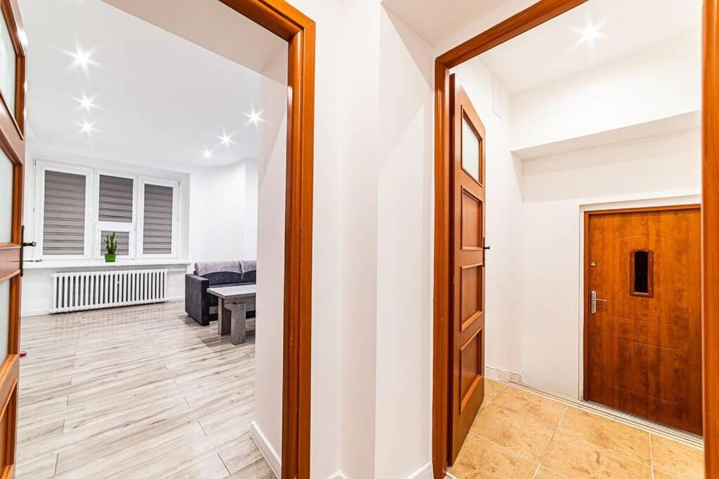 Apartament Staszica in Radom Centre with private parking view 5
