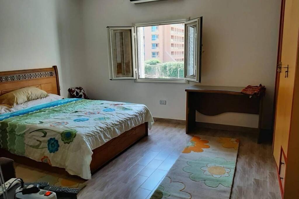 Full Flat cozy place terrific view