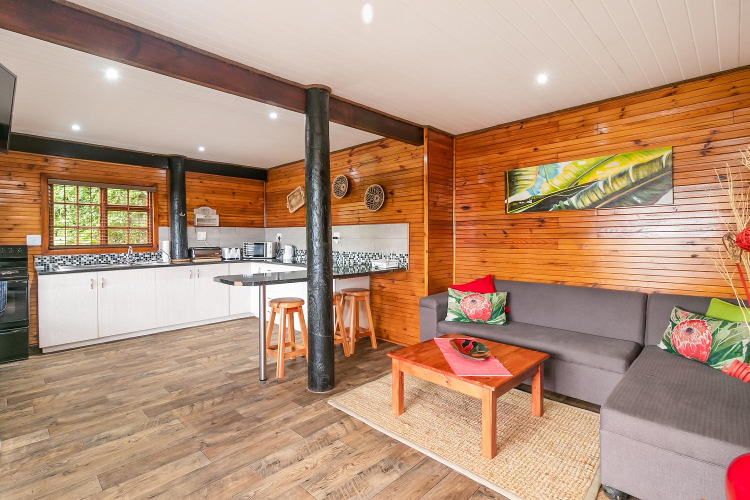 Big Tree House Lodge
