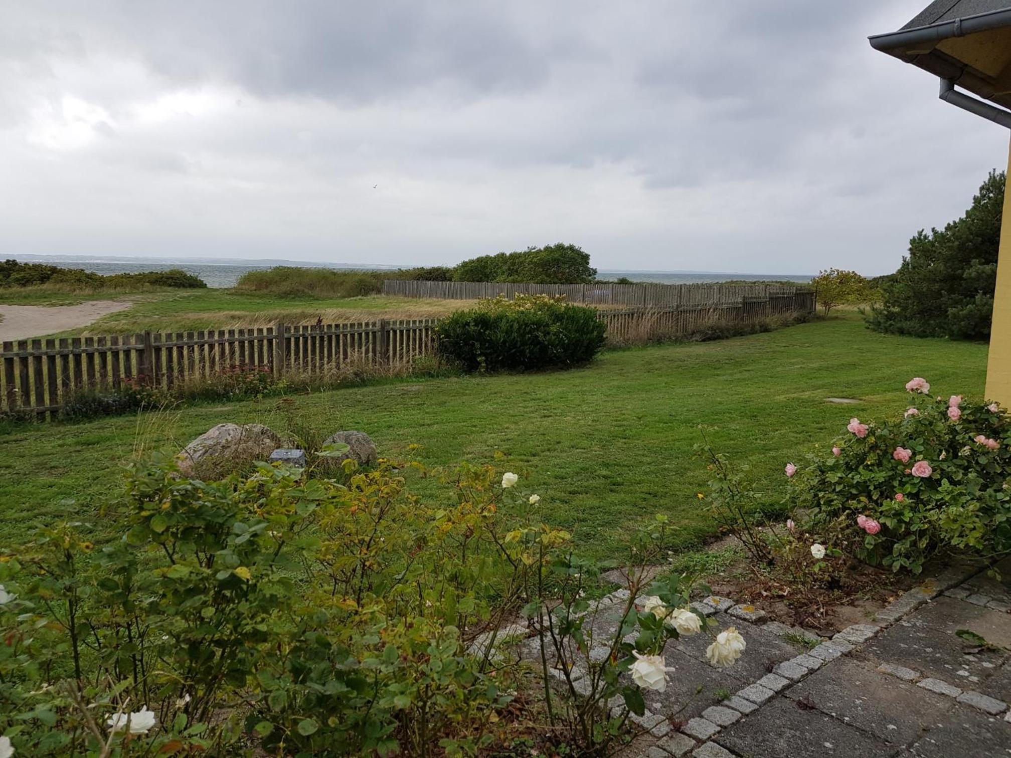 Beachhouse Langeland 20 m to private Beach