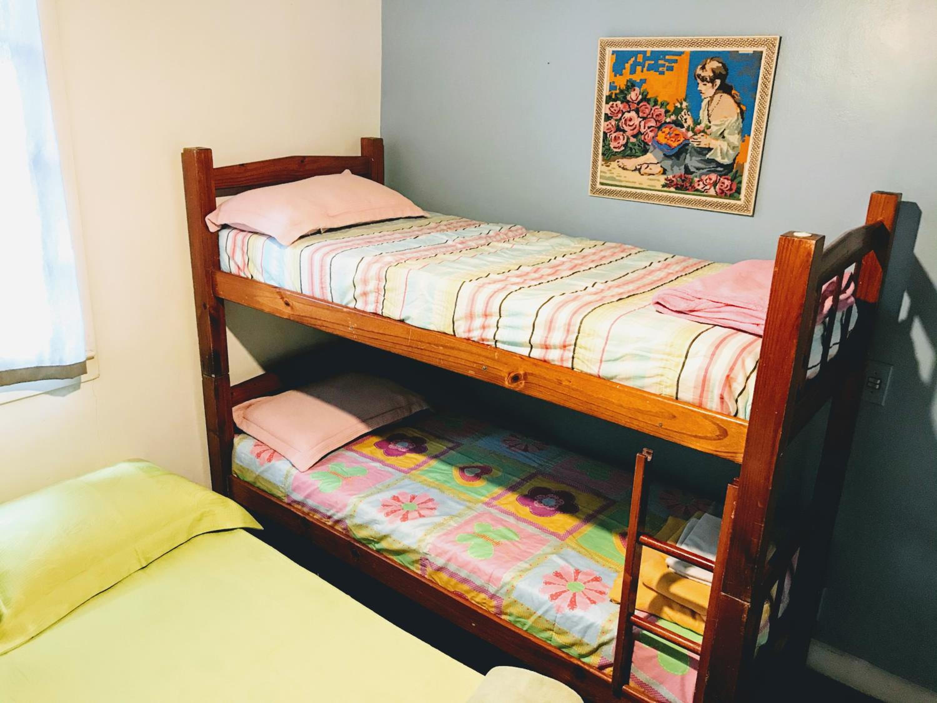 Hostel Casarão Vintage - temos Suítes