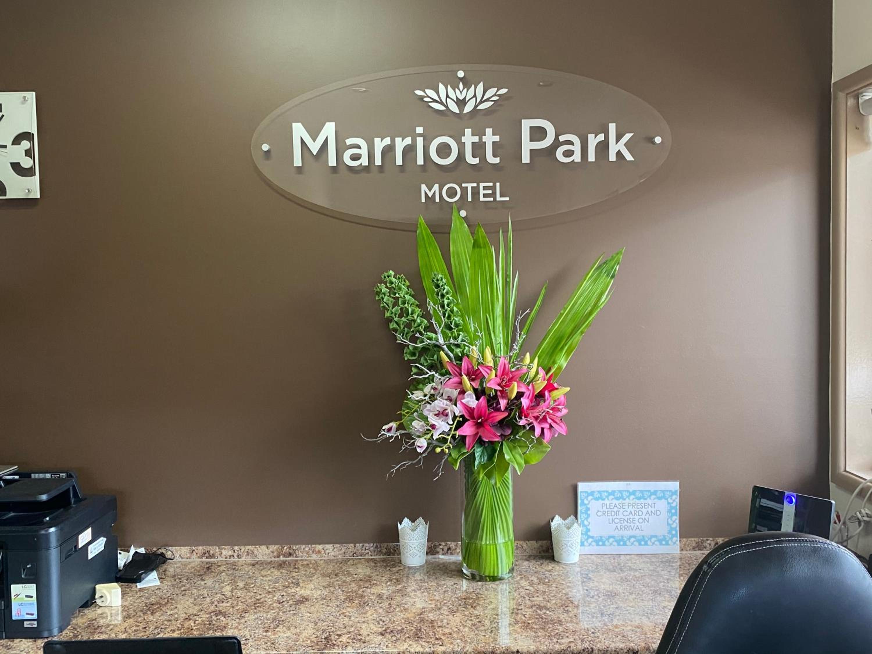 Marriott Park Motel