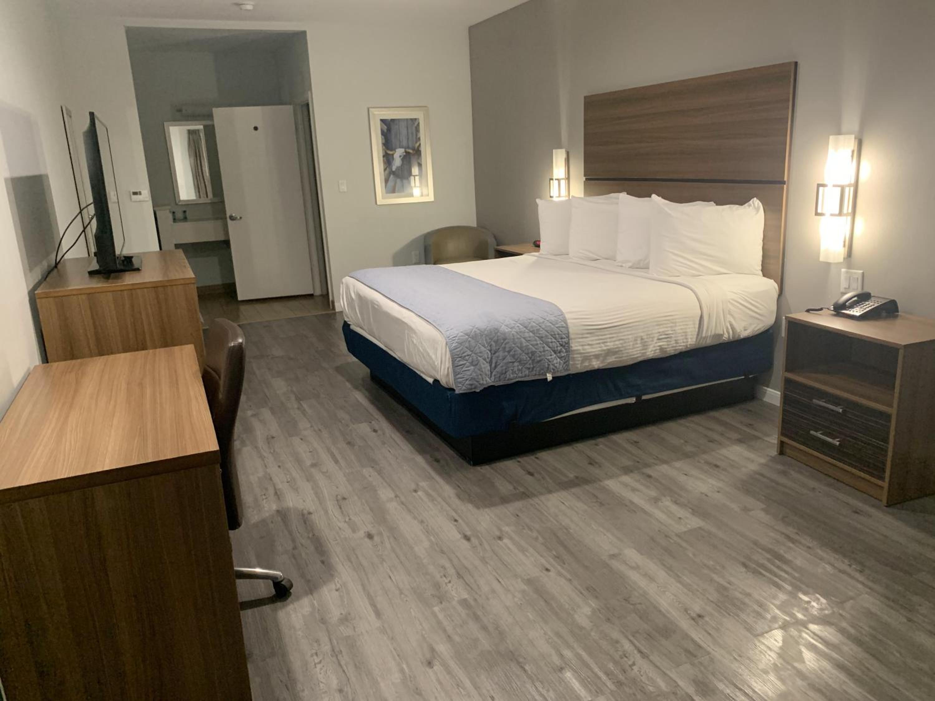 Americas Best Value Inn Suites Porter North Houston - Property Image 6