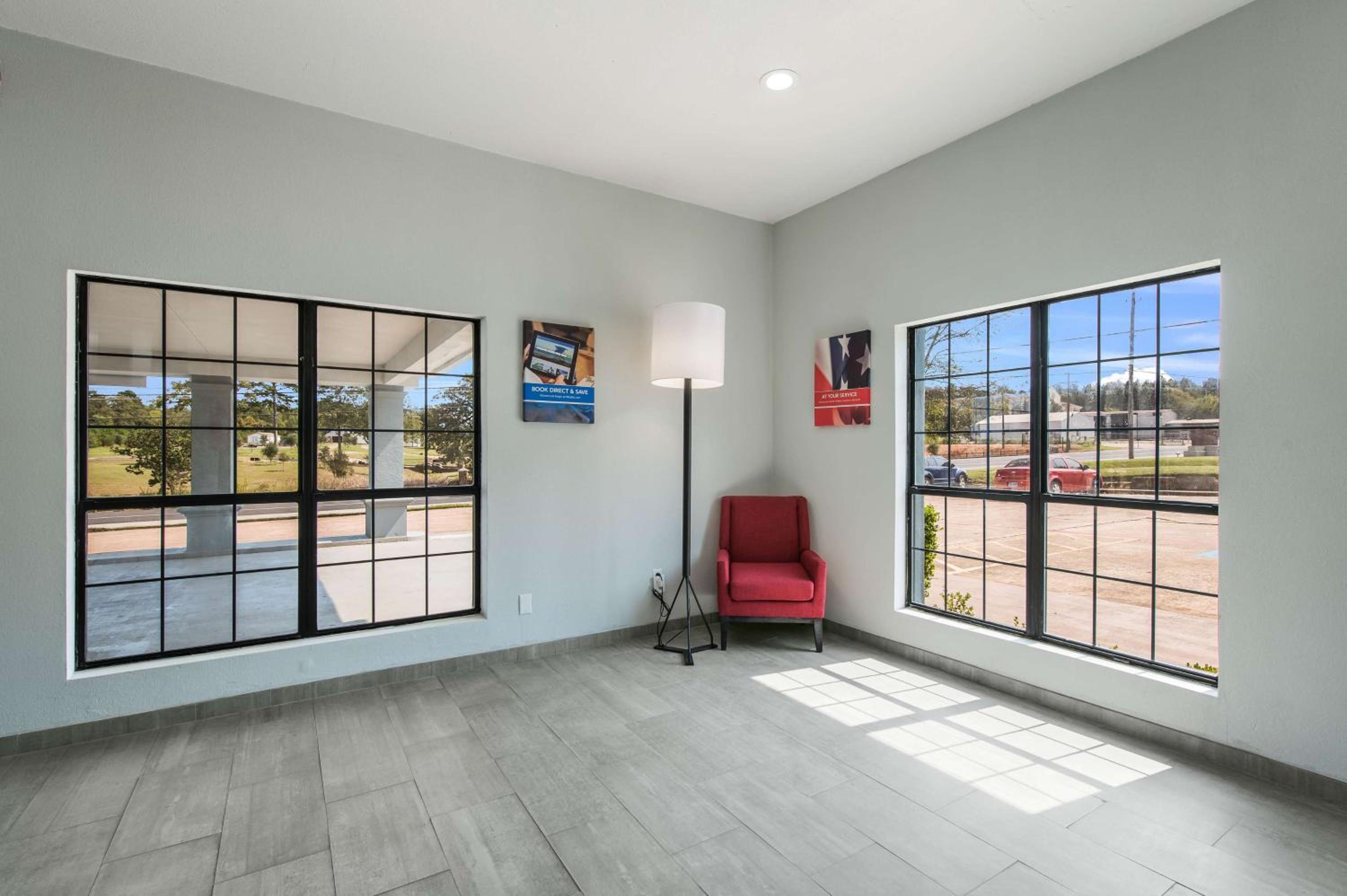 Kilgore Vacations - Motel 6-Kilgore, TX - Property Image 5