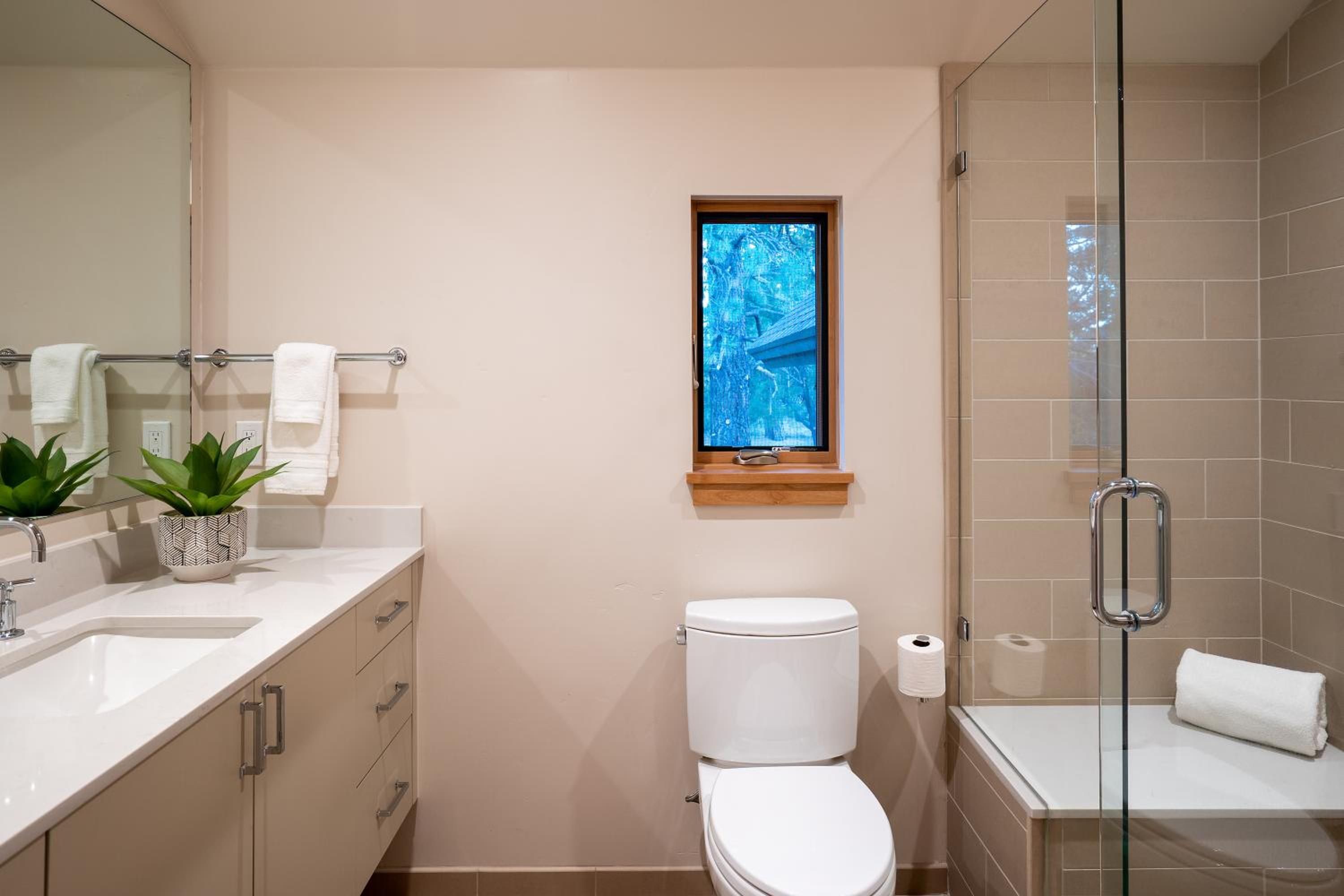 Lake Tahoe Vacations - NEW 4BD Residence in the Signature Home Collection at Old Greenwood! - Property Image 18