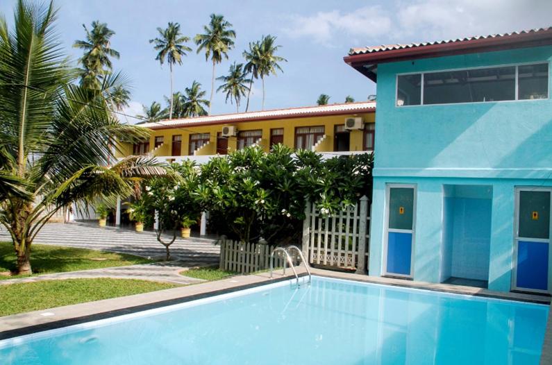 Larn's Villa Hotel & Apartment