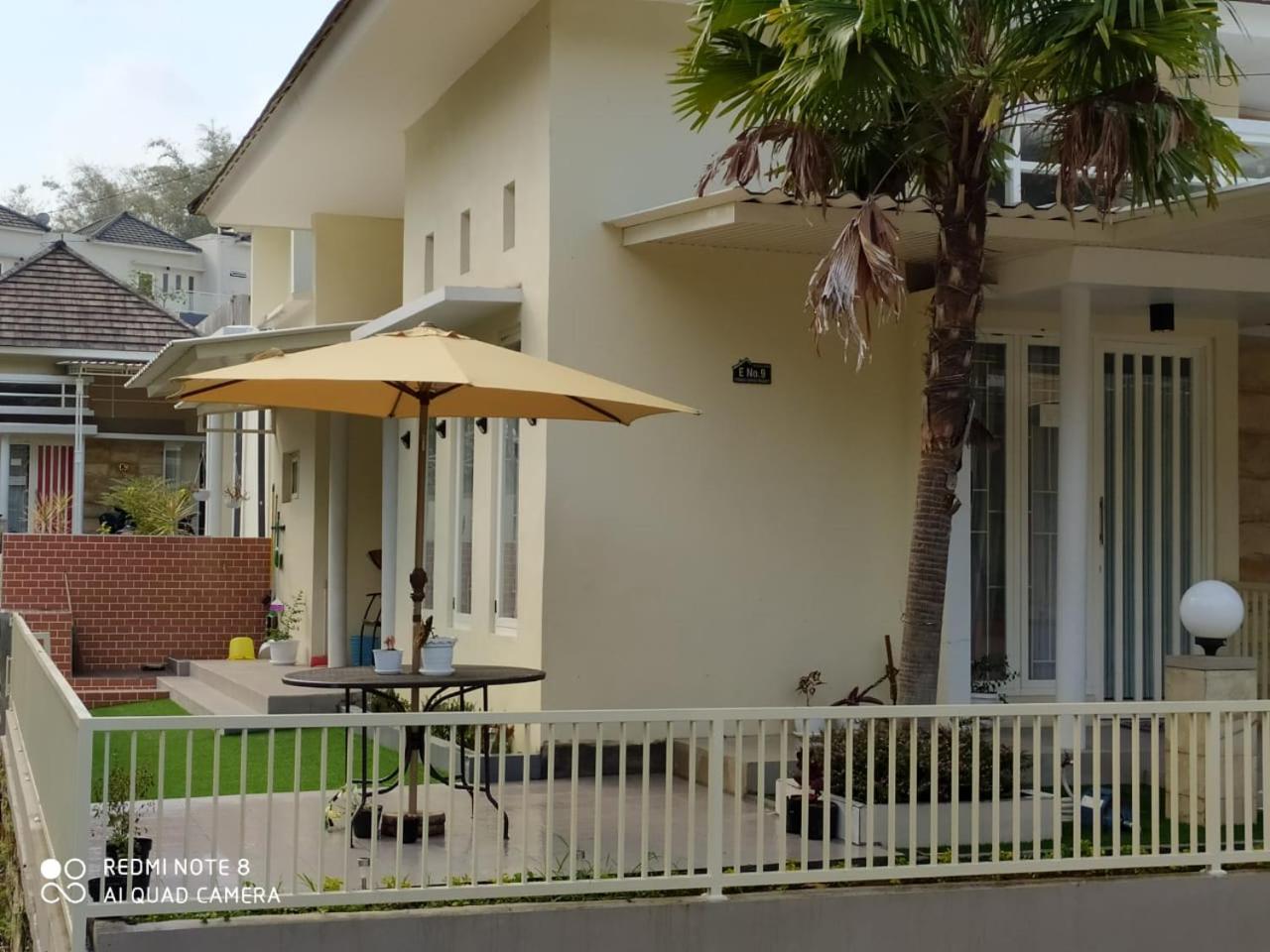 Villa Allesha Batu view 3