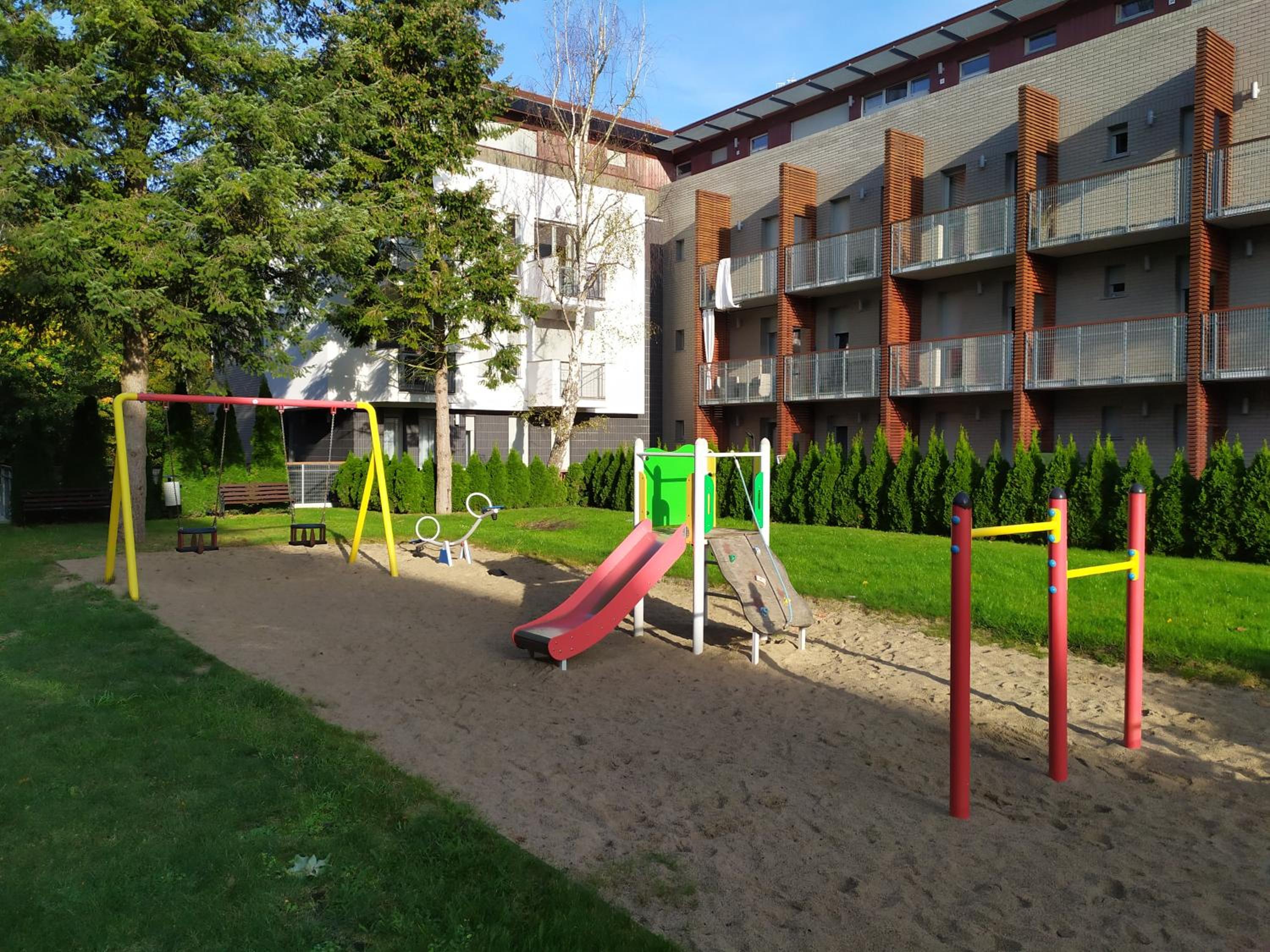 Photo 18