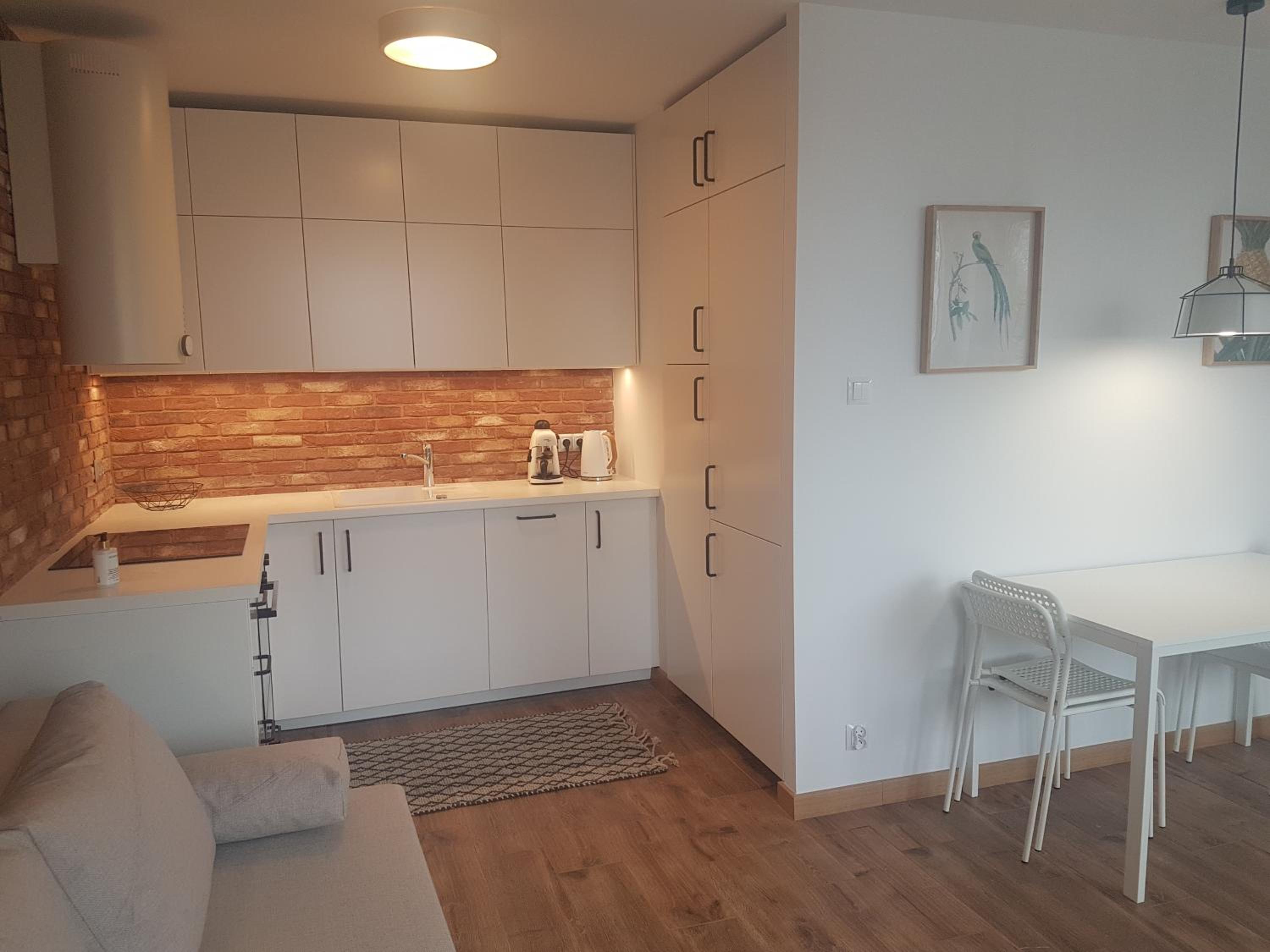 Apartament Młynarska - indywidualny dostęp view 5