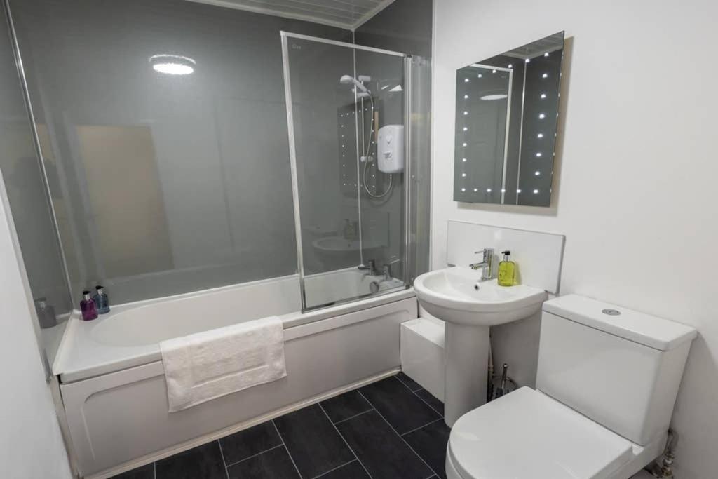 ☆Modern Flat, Close to University and City Centre☆ view 4