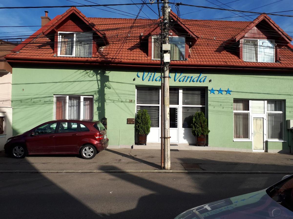 Hotel Vila Vanda - Image 1