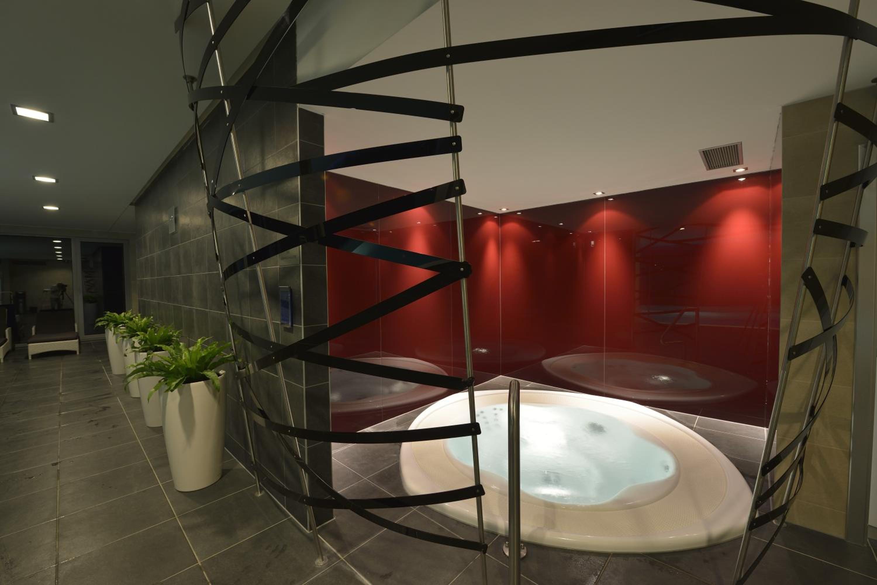 Jacuzzi