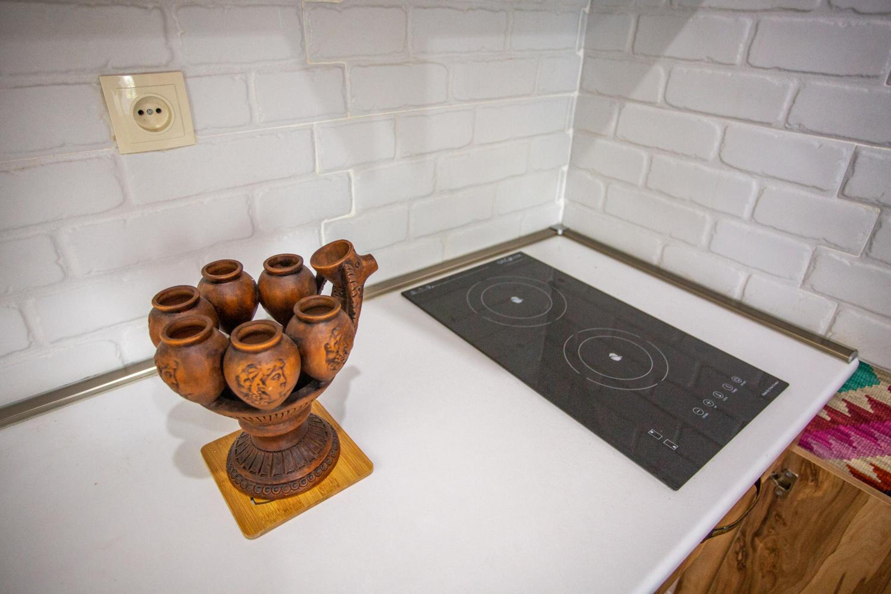 downtown apartment near Sulfur baths view 4