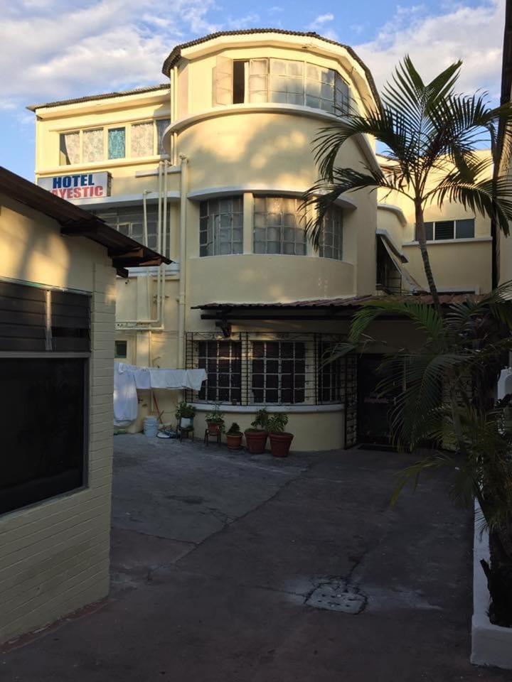 Hotel Mayesstic