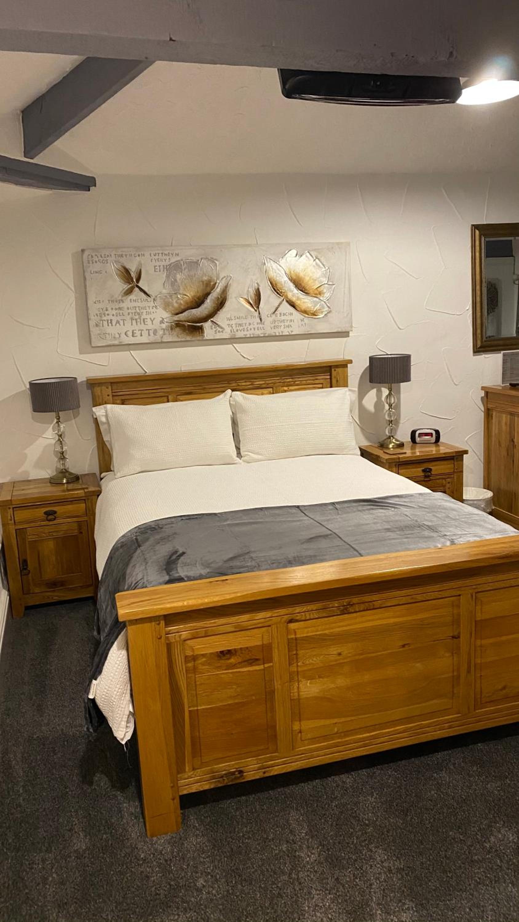Bridge Farm Hotel