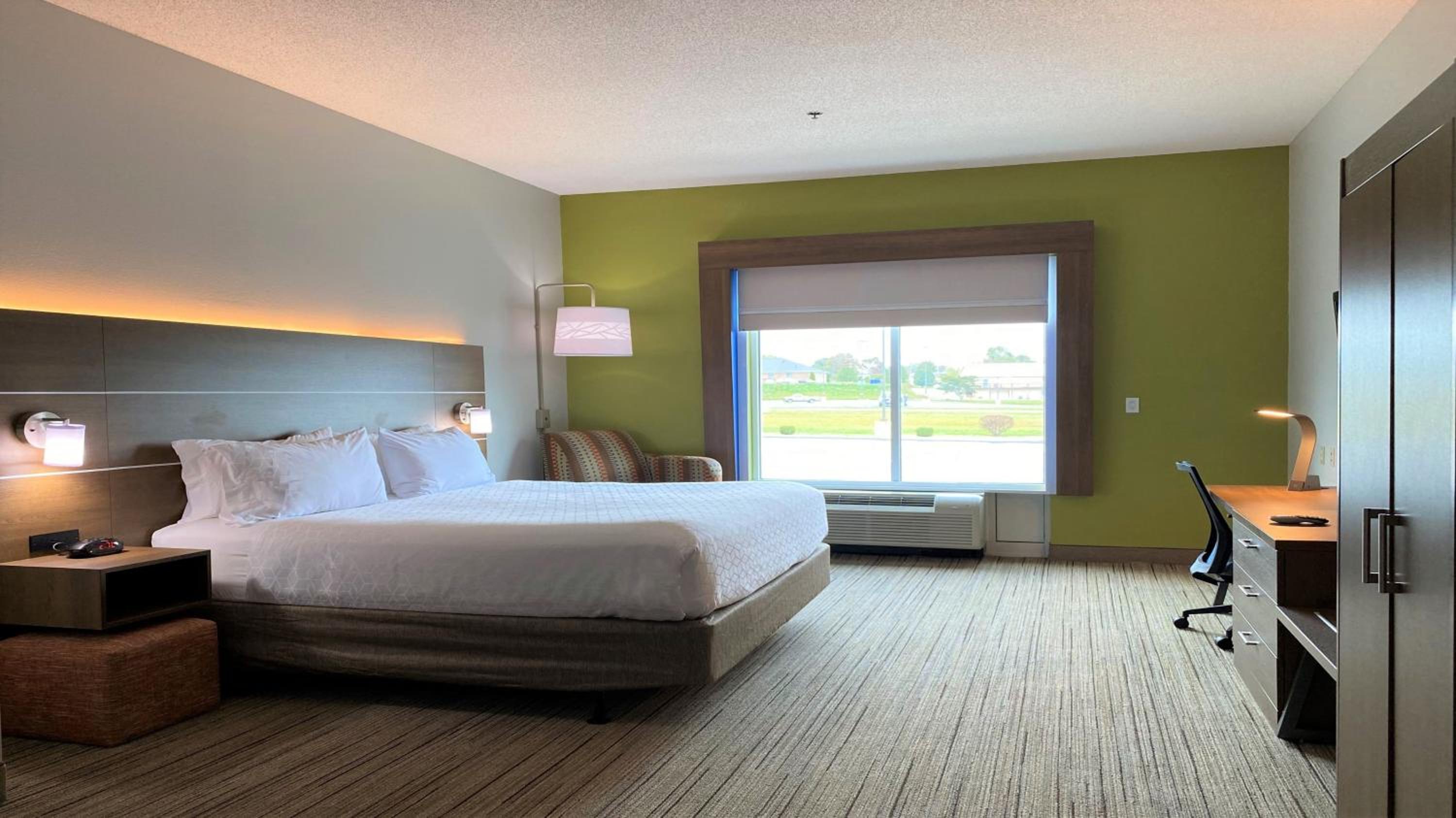 Somerset Vacations - Holiday Inn Express Hotel  Suites Somerset Central, an IHG Hotel - Property Image 49
