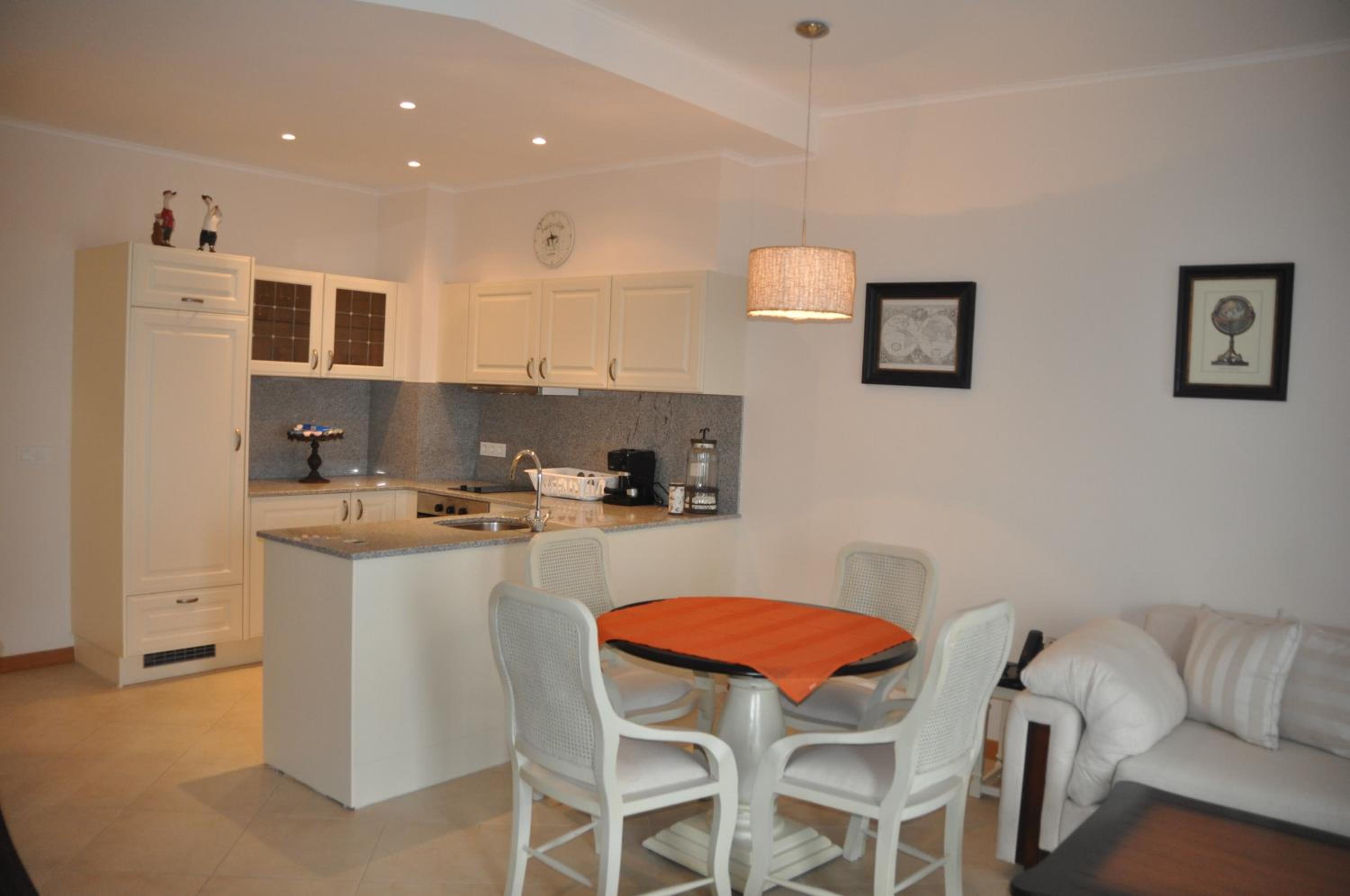 Thracian Cliffs Owners Apartments view 5