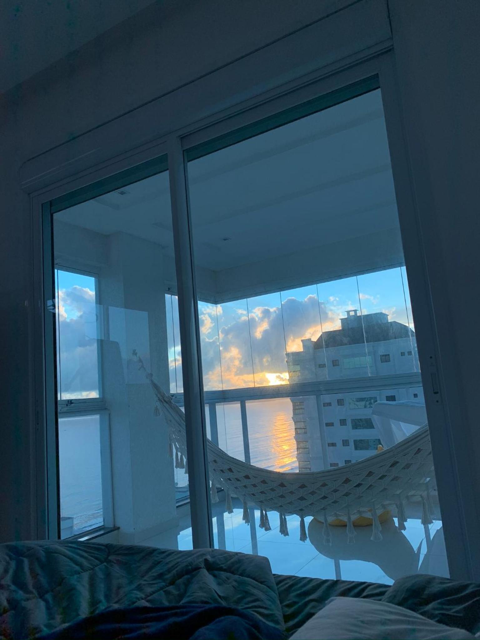 COBERTURA com belíssima vista para o mar e jacuzzi view 4