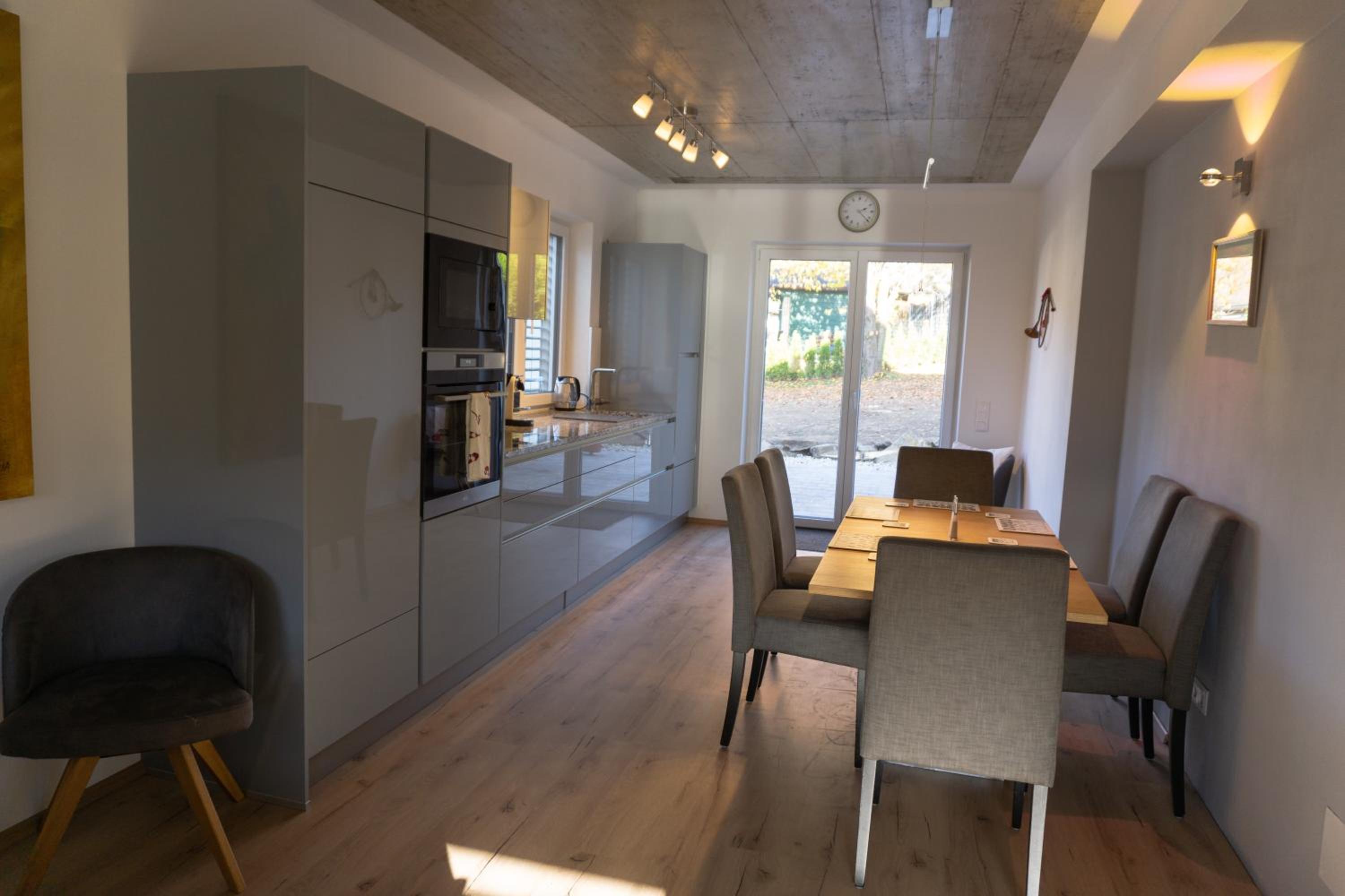 Arcana Holiday Home