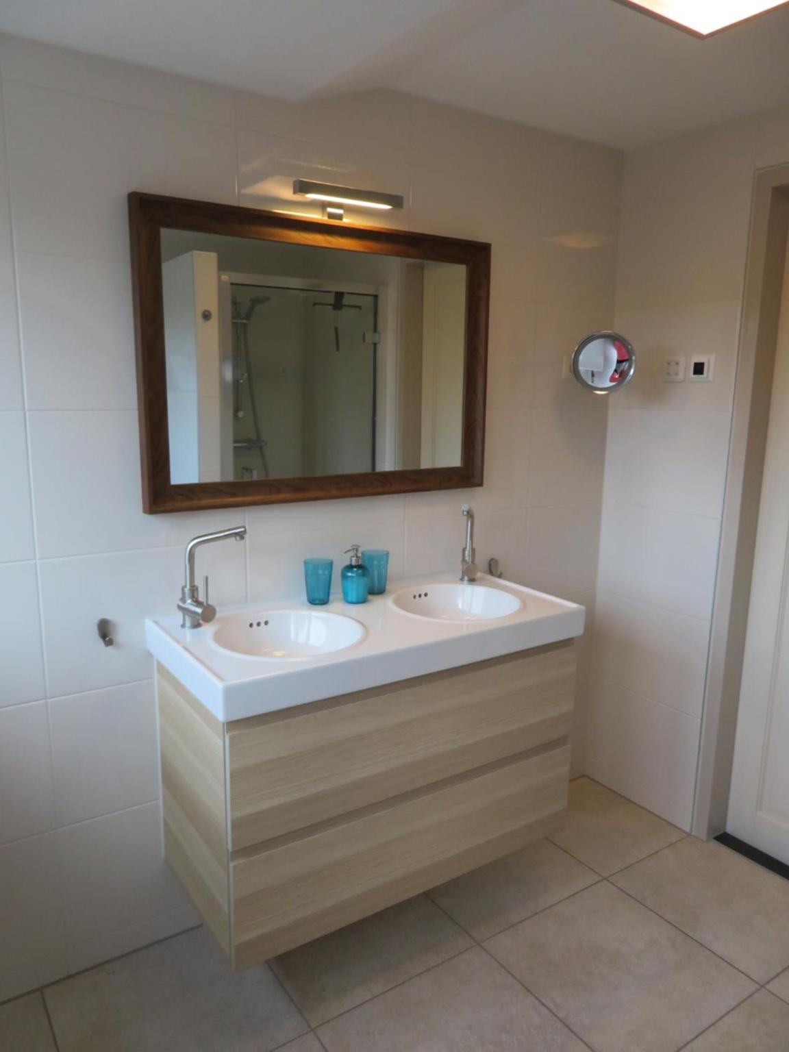Holiday apartment with free parking Boven Jan Enkhuizen view 5