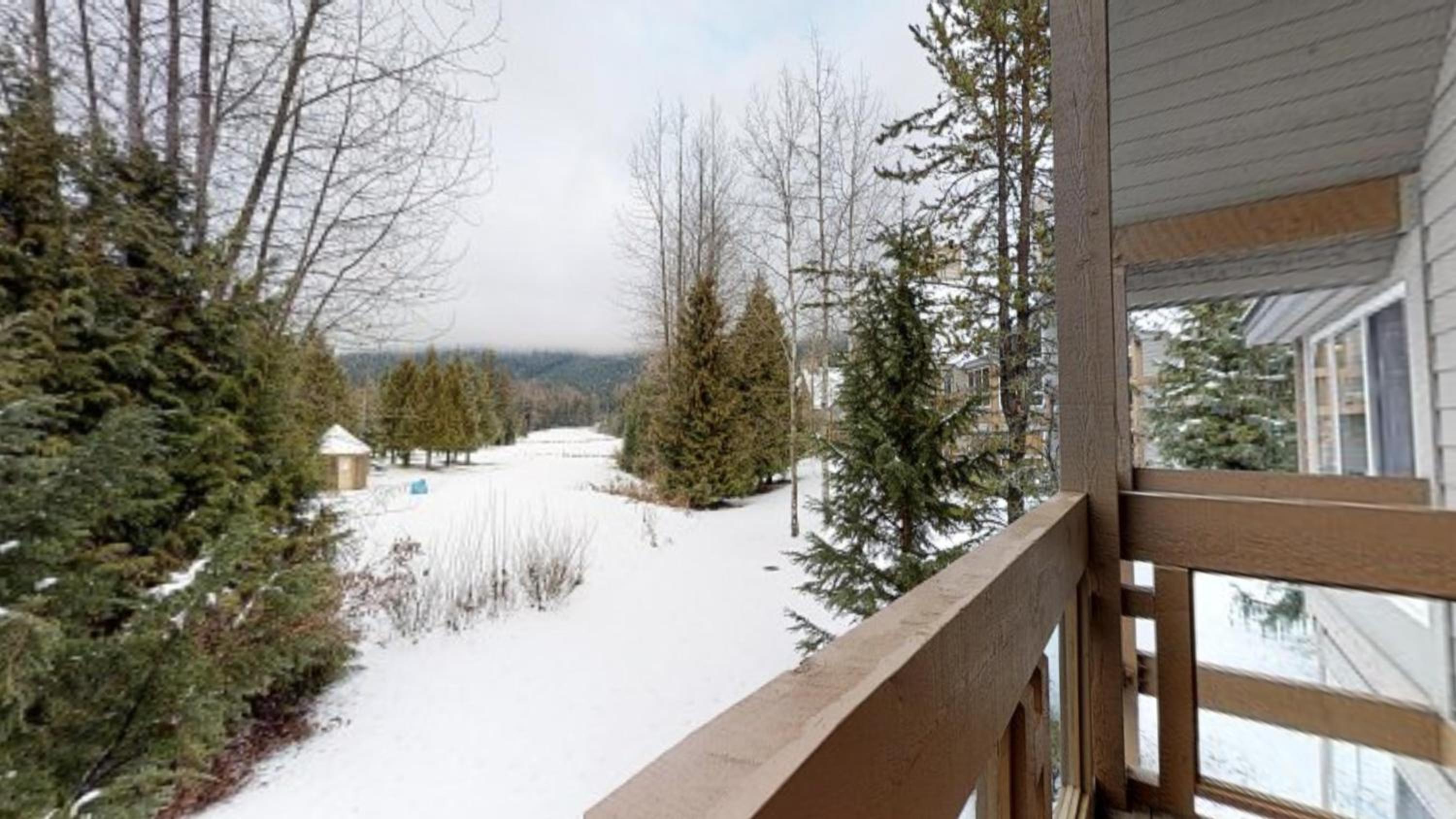 3BR in Alpine Greens, Soaker Tub, Wood Burning Fireplace, Family Sized