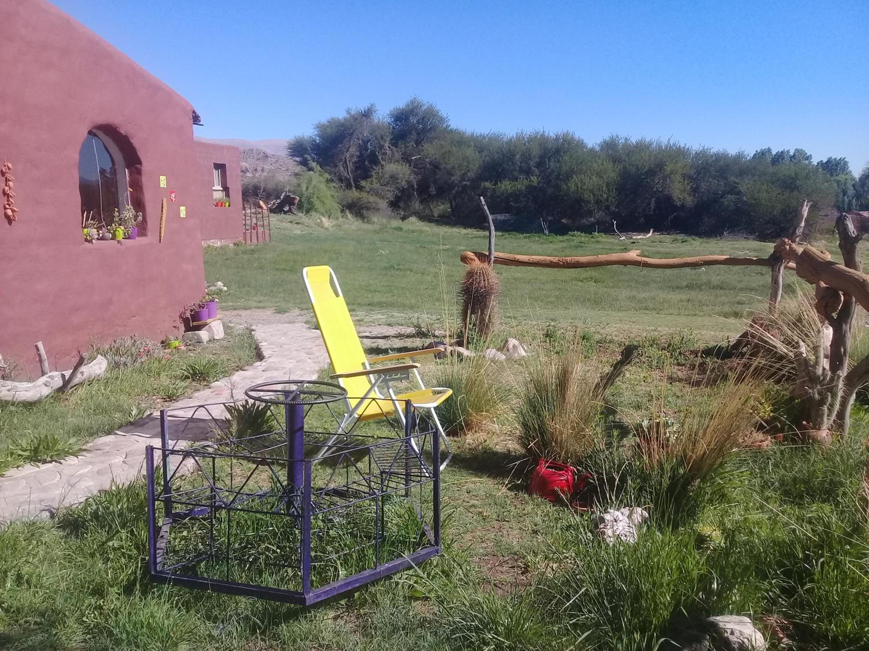 Cabaña El Cardón,casita en el campo quebradeño