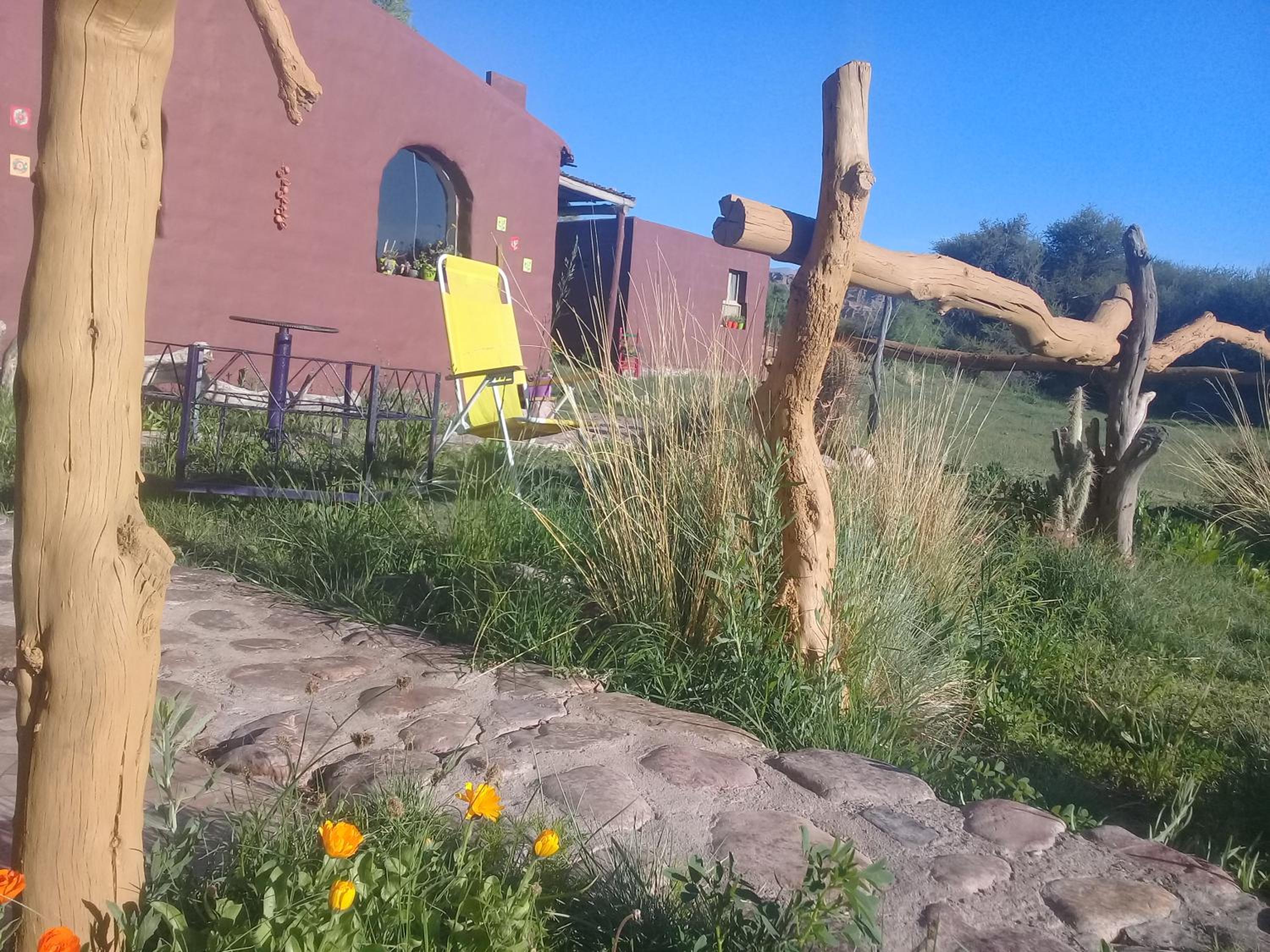 Cabaña El Cardón,casita en el campo quebradeño