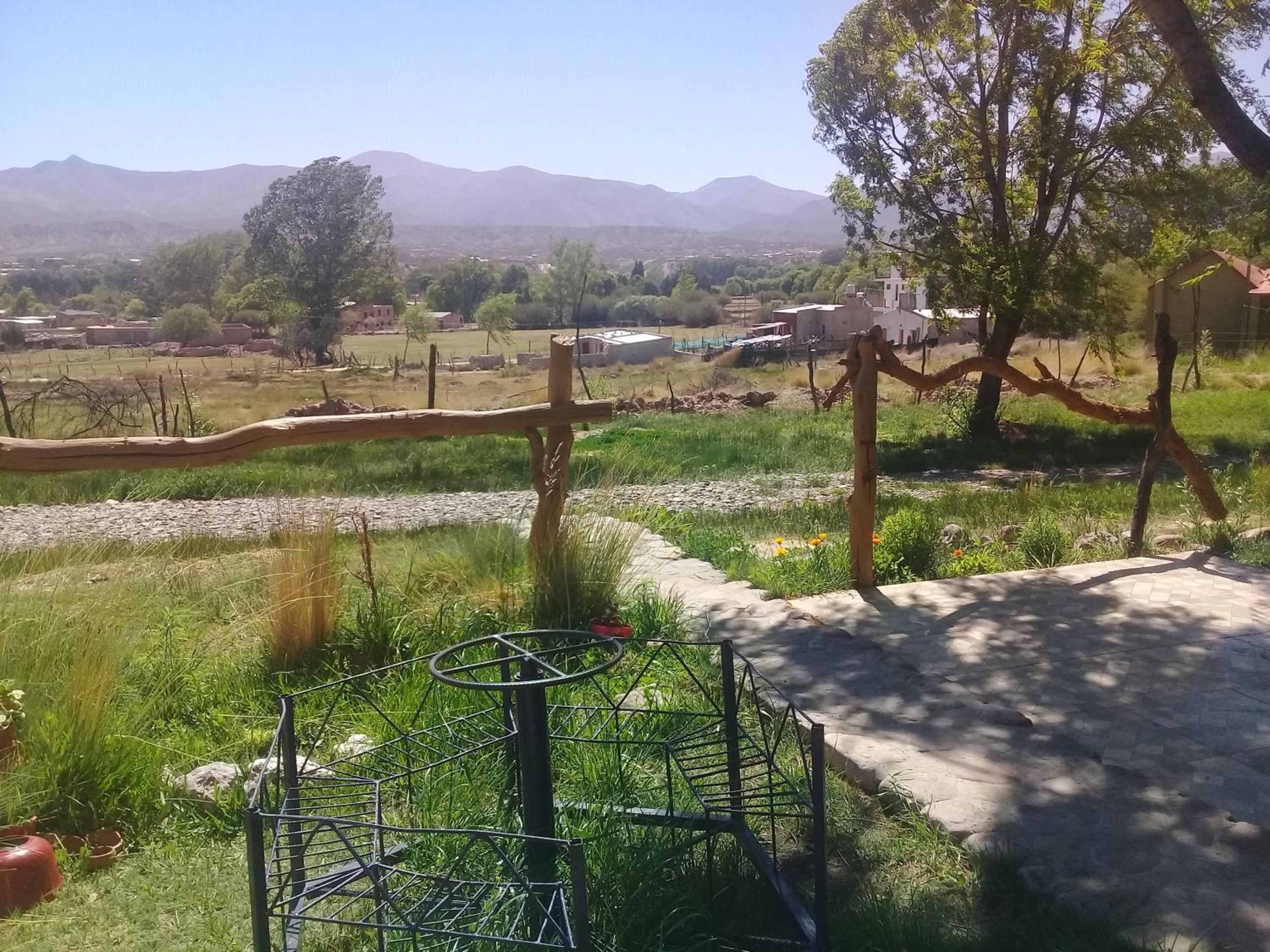 Cabaña El Cardón,casita en el campo quebradeño