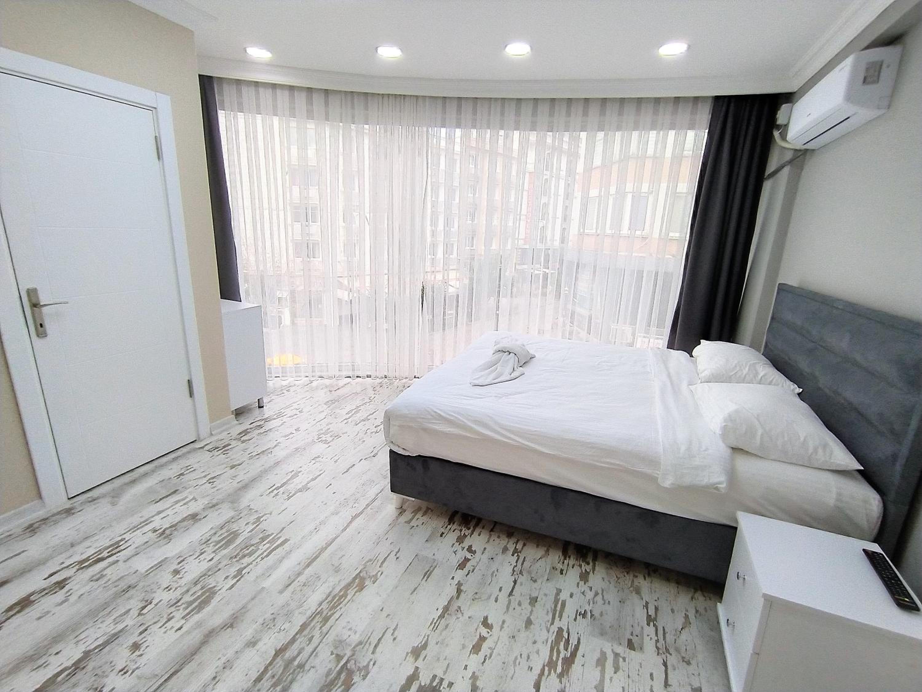 King Istanbul Hotel - Image 12