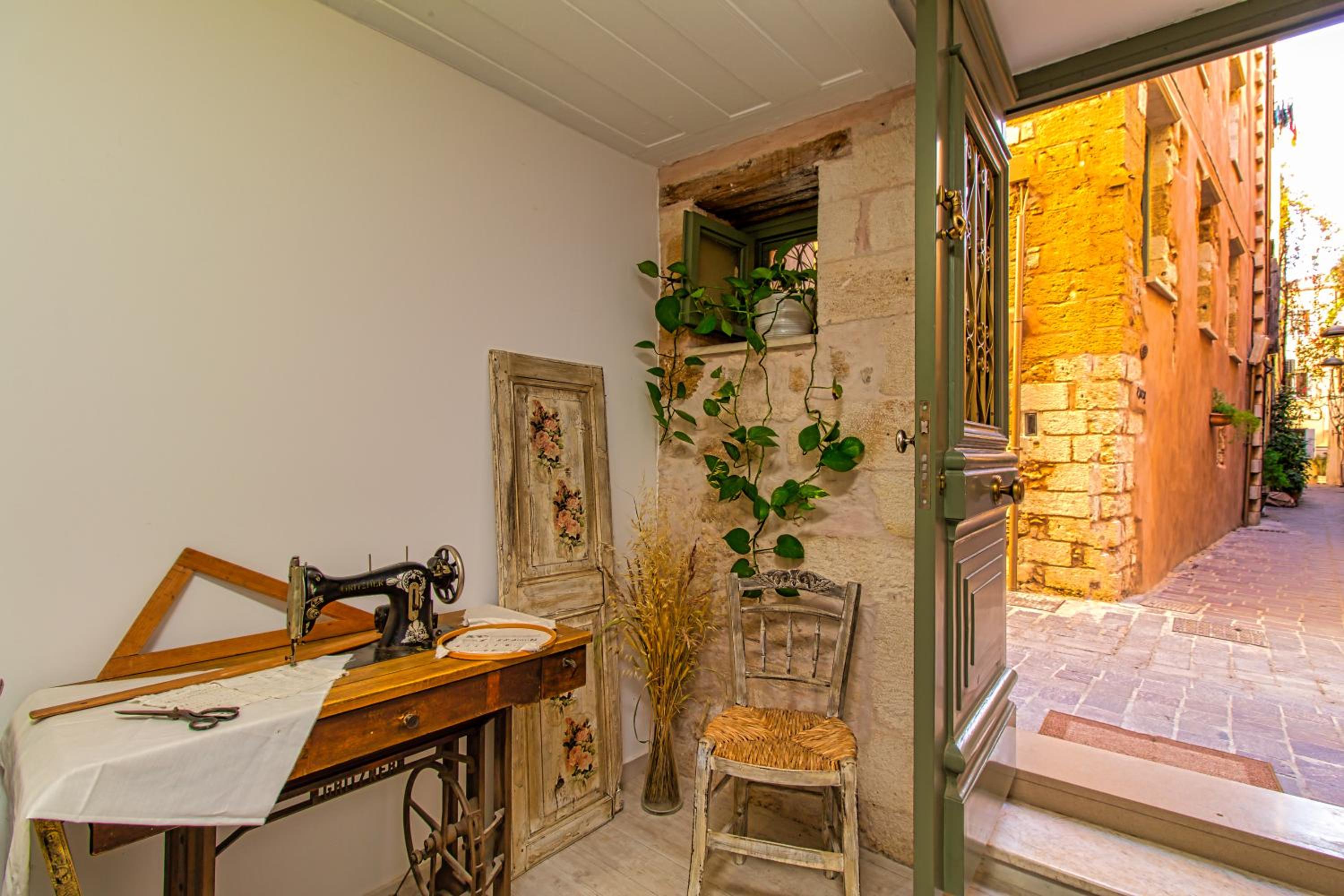 Antonia Traditional Estate view 5