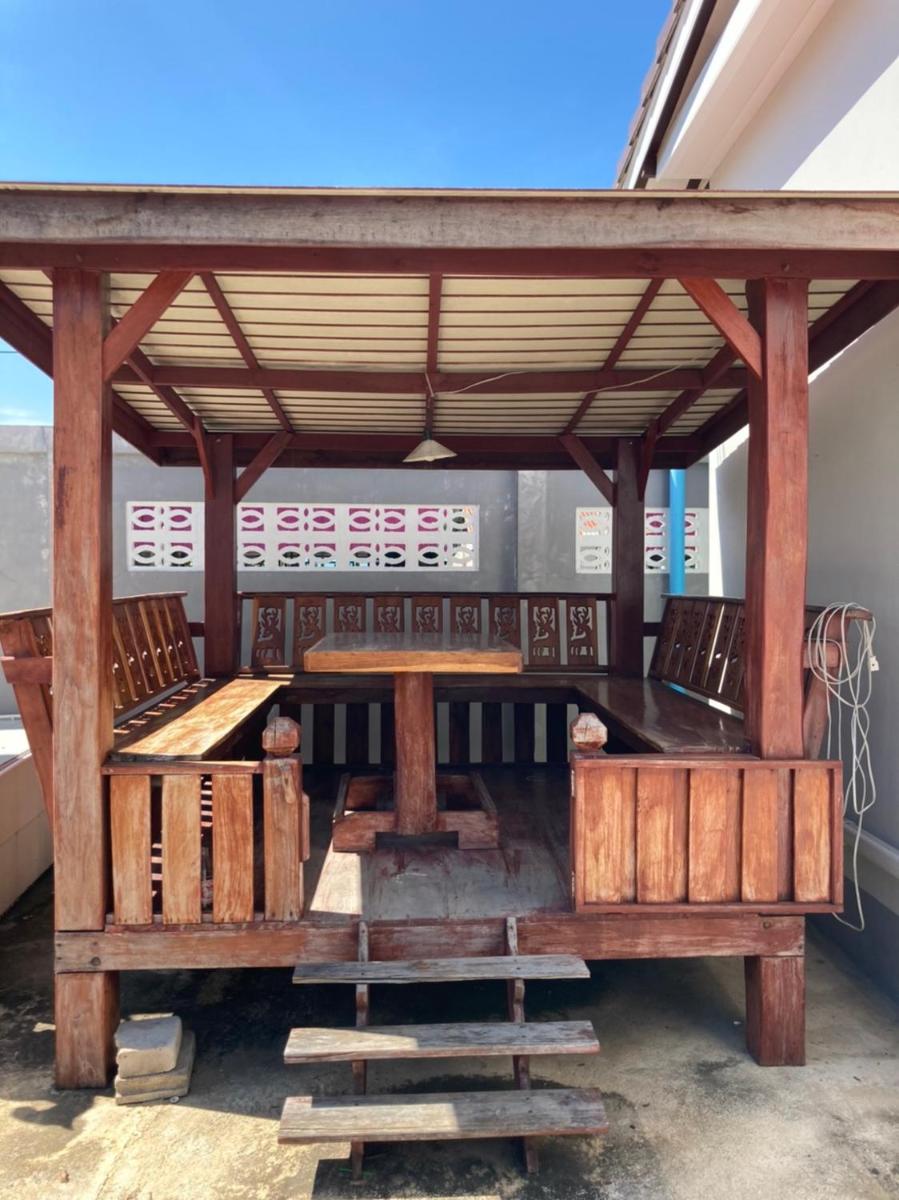 outdoor BBQ area