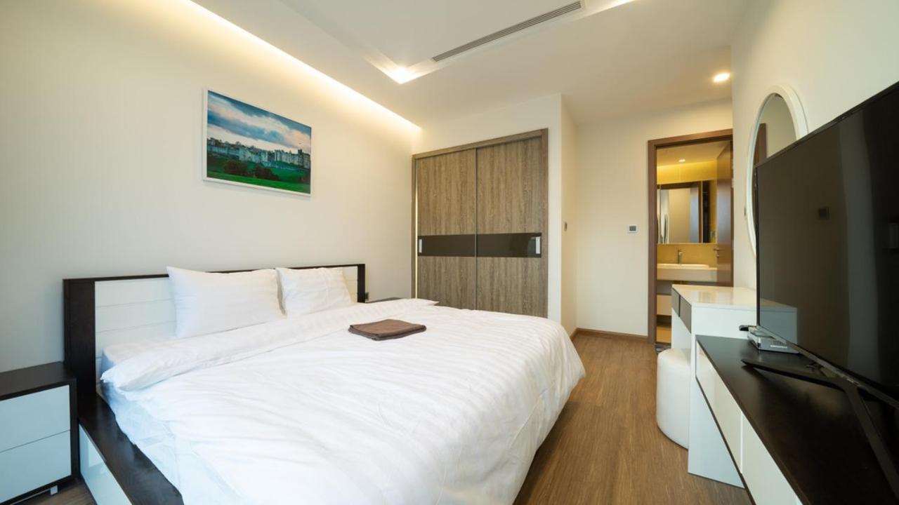 BOM HOMES- VINHOMES METROPOLIS-Service Apartment