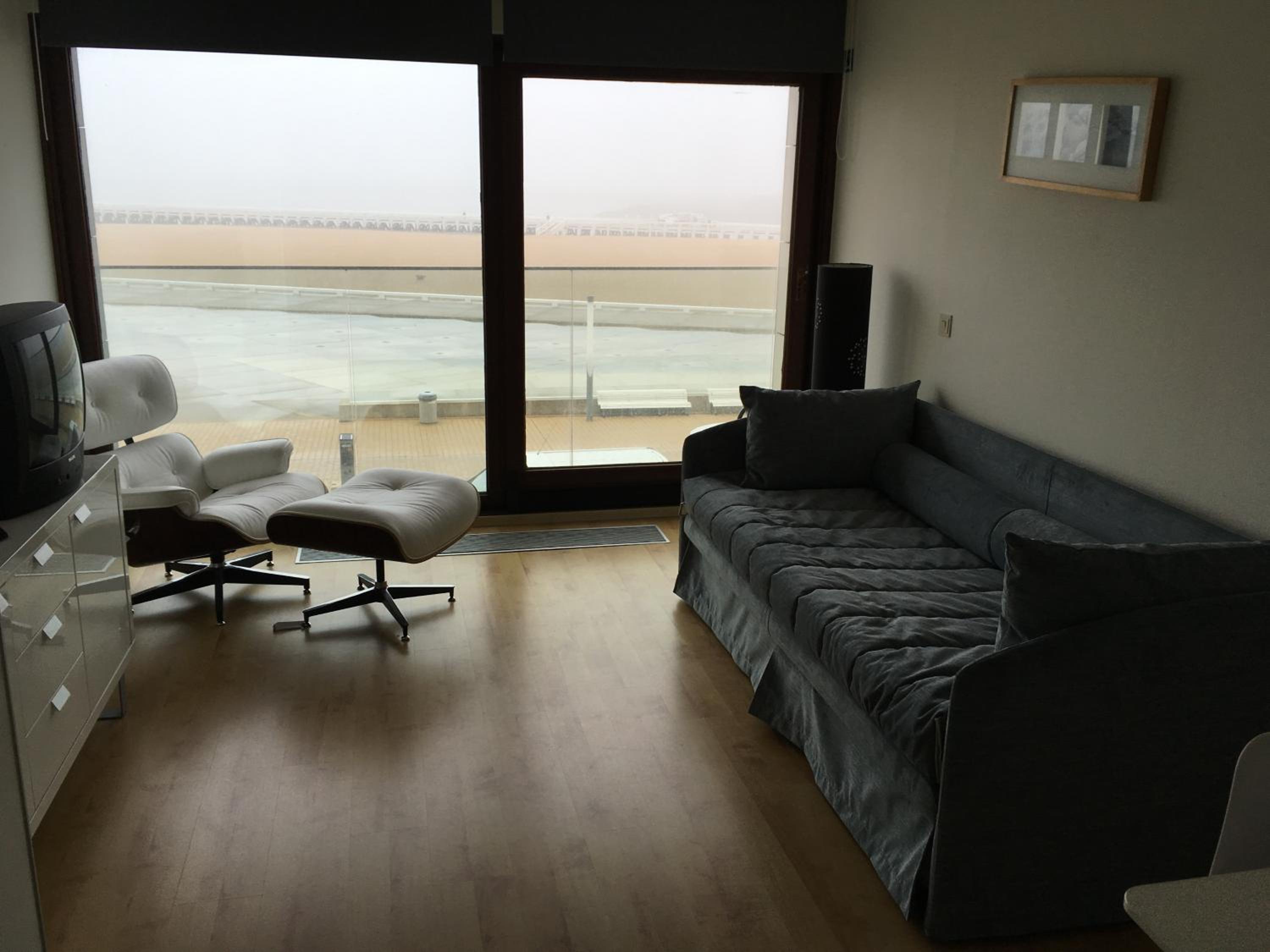 prachtige studio met havenzicht view 3