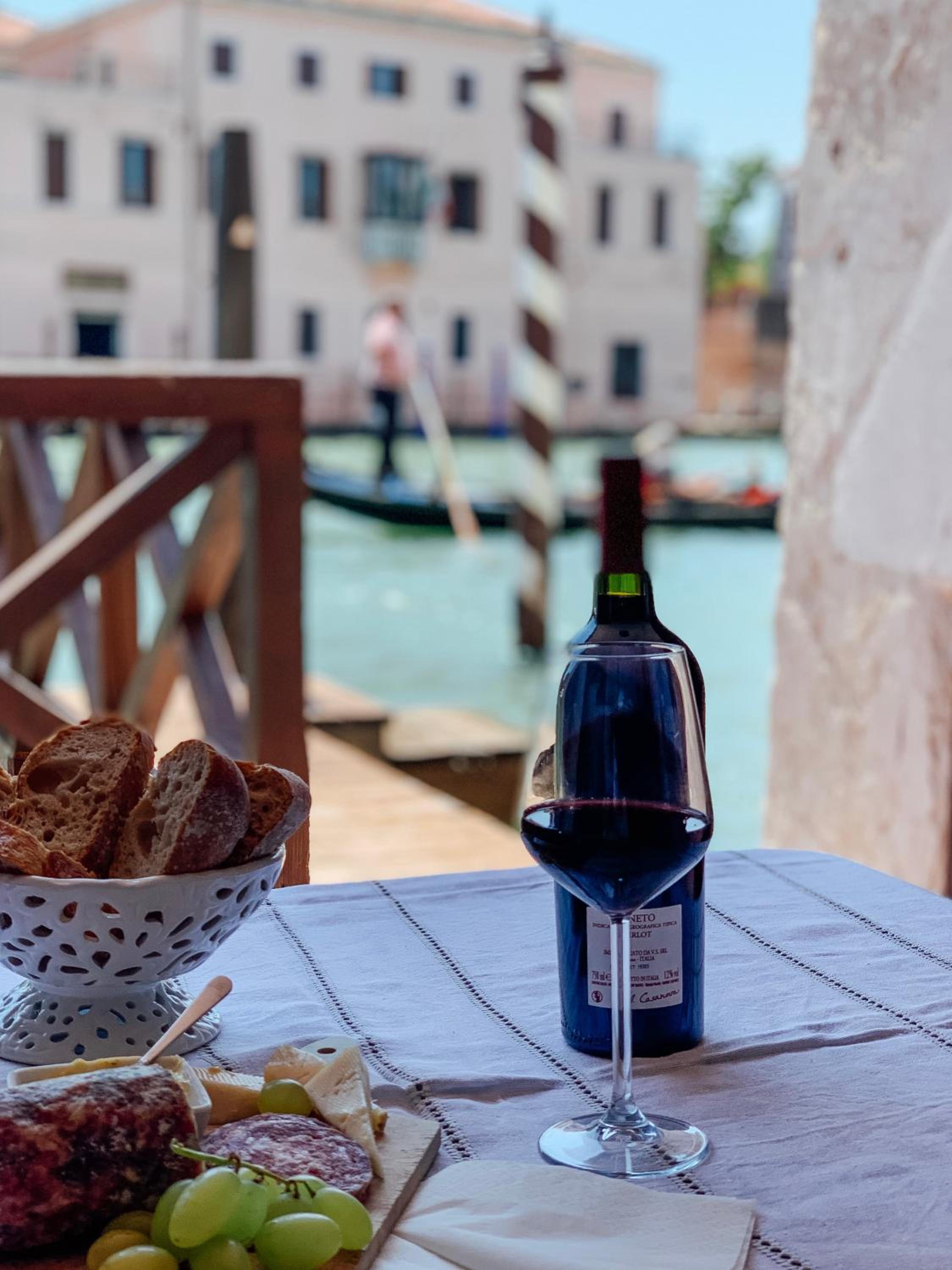 Ca' dei Cuori on the Grand Canal