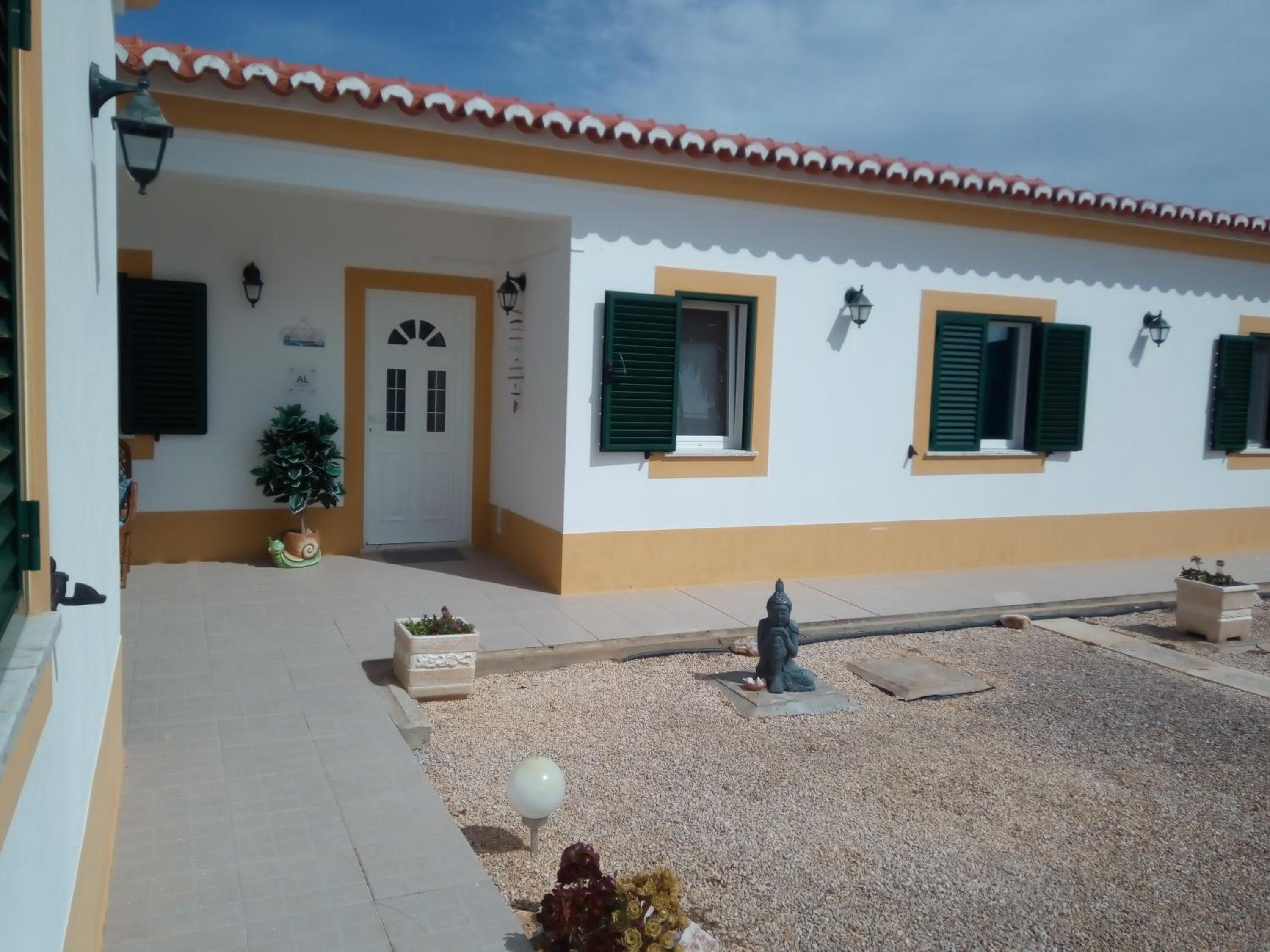 Azimute Guest House