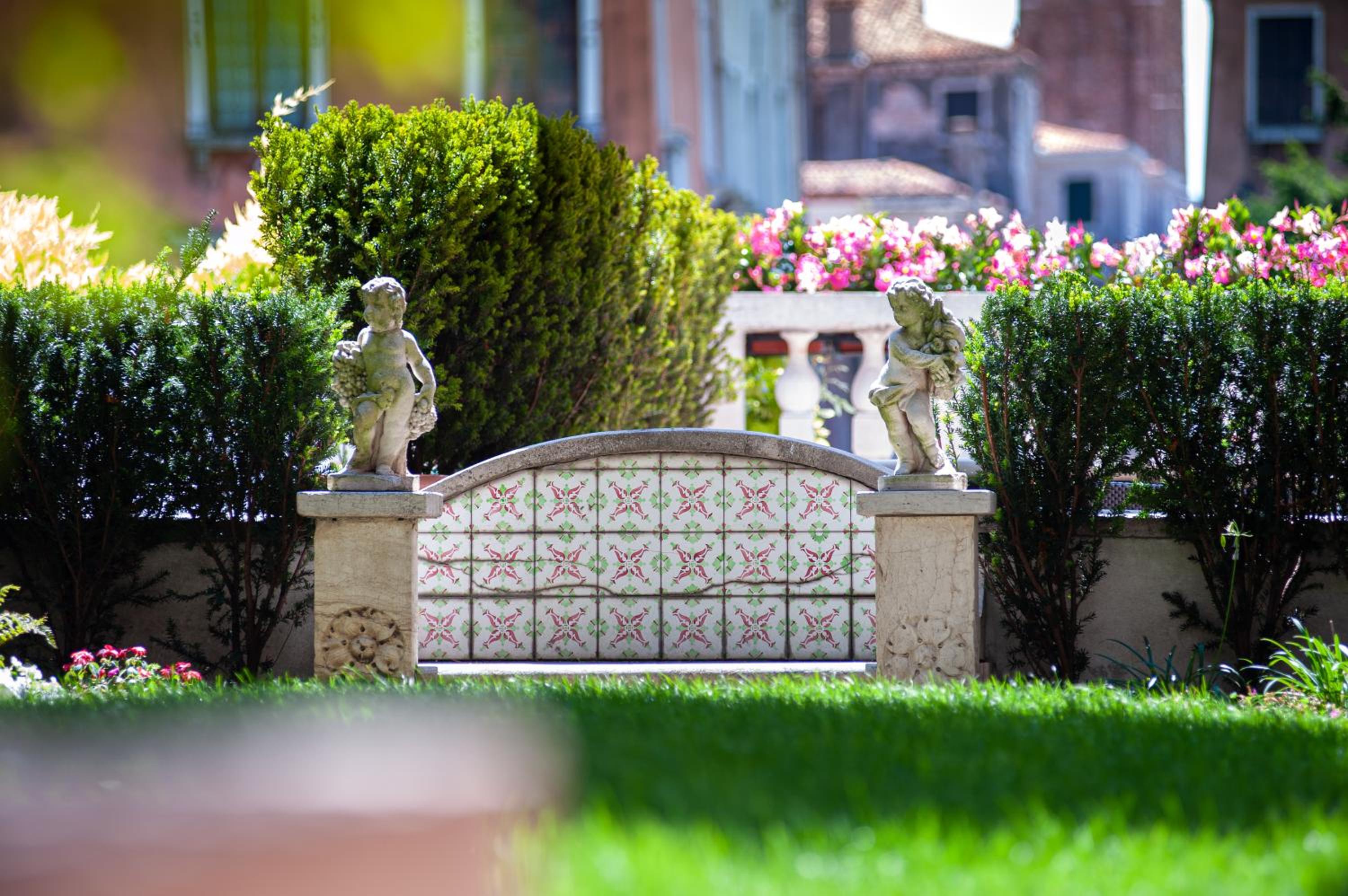 Ca' dei Cuori on the Grand Canal