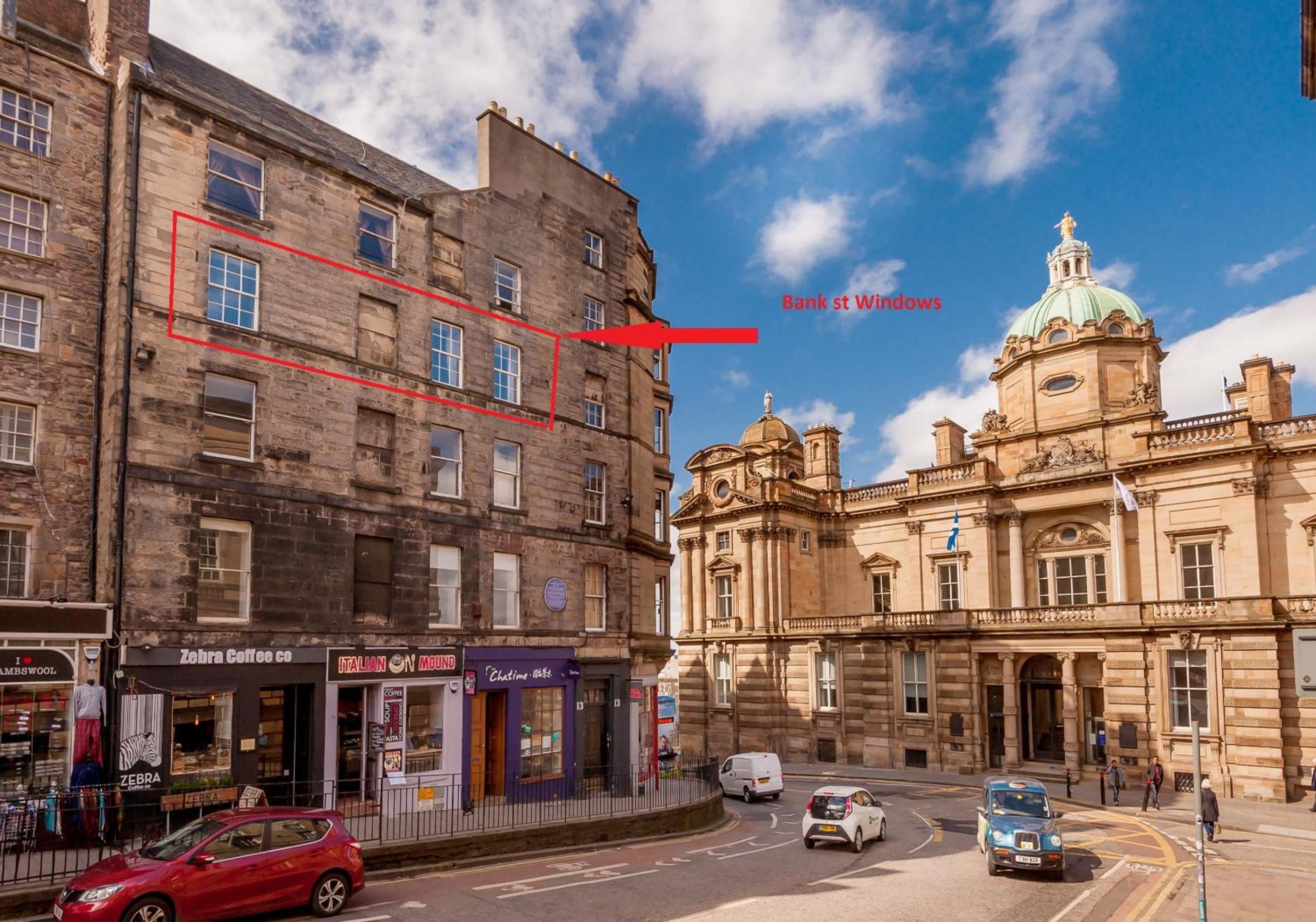 Bank St Royal Mile view 5
