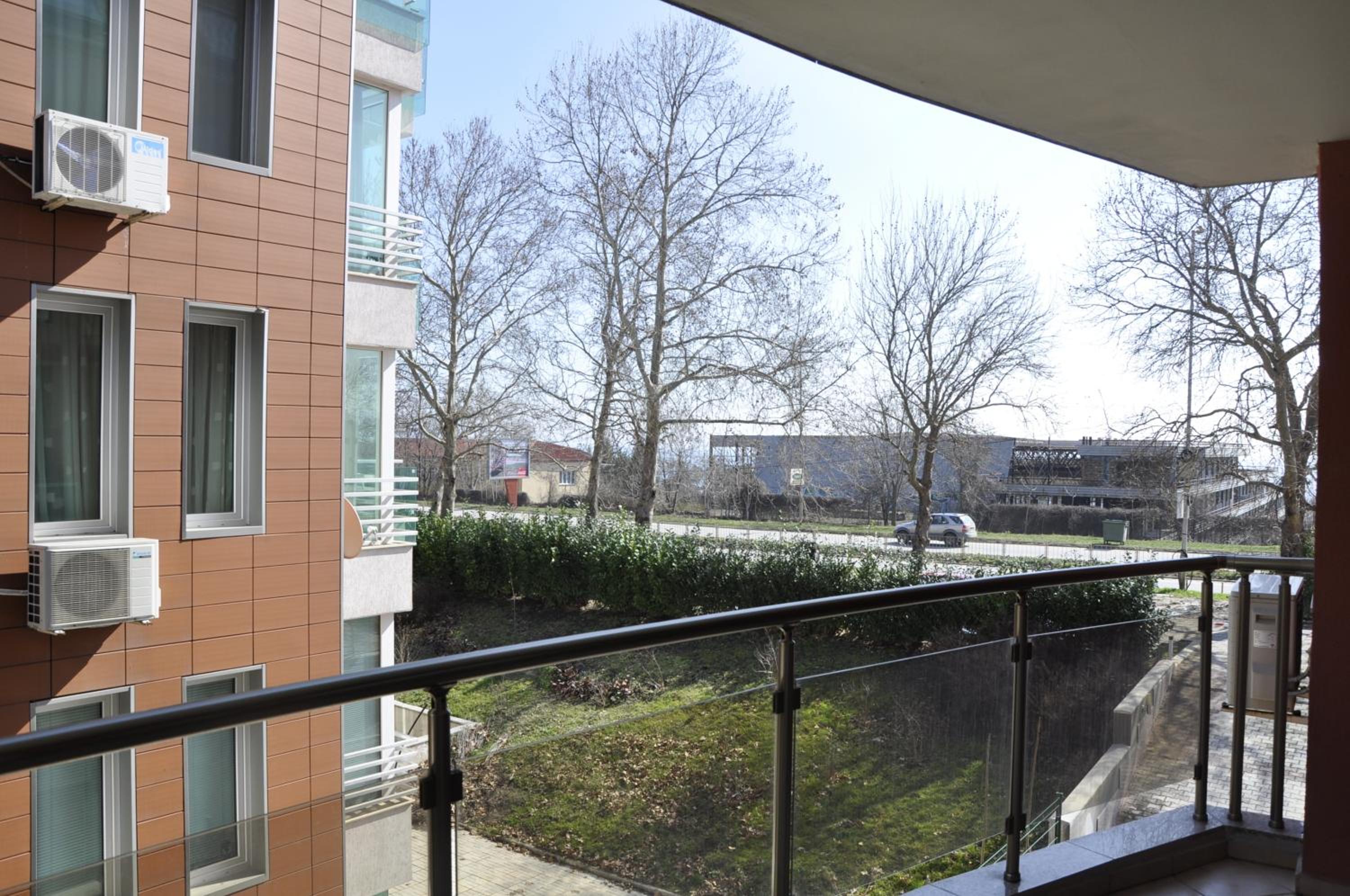 Black Sea Brееze Apartment