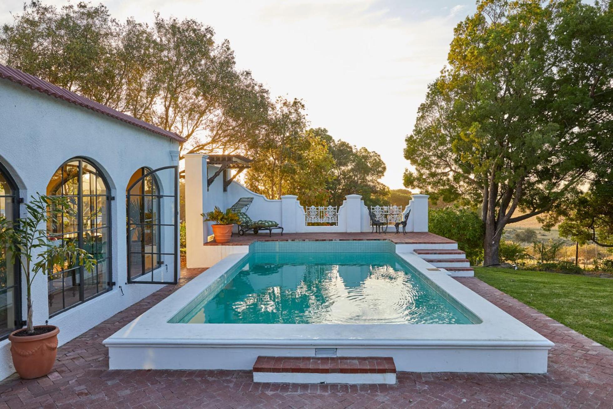 Deux Frères Wine Estate & Luxury Villas - Image 4